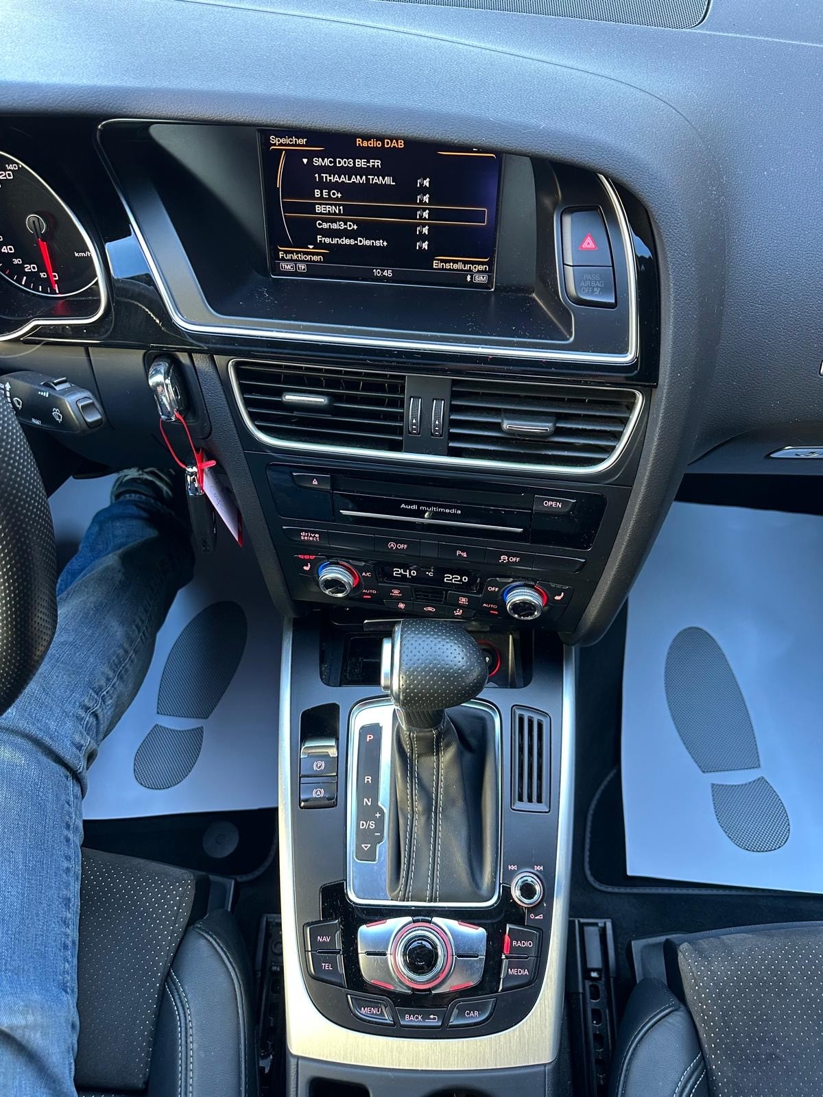 AUDI A5 Coupé 2.0 TFSI quattro S-tronic S-Line-image-8