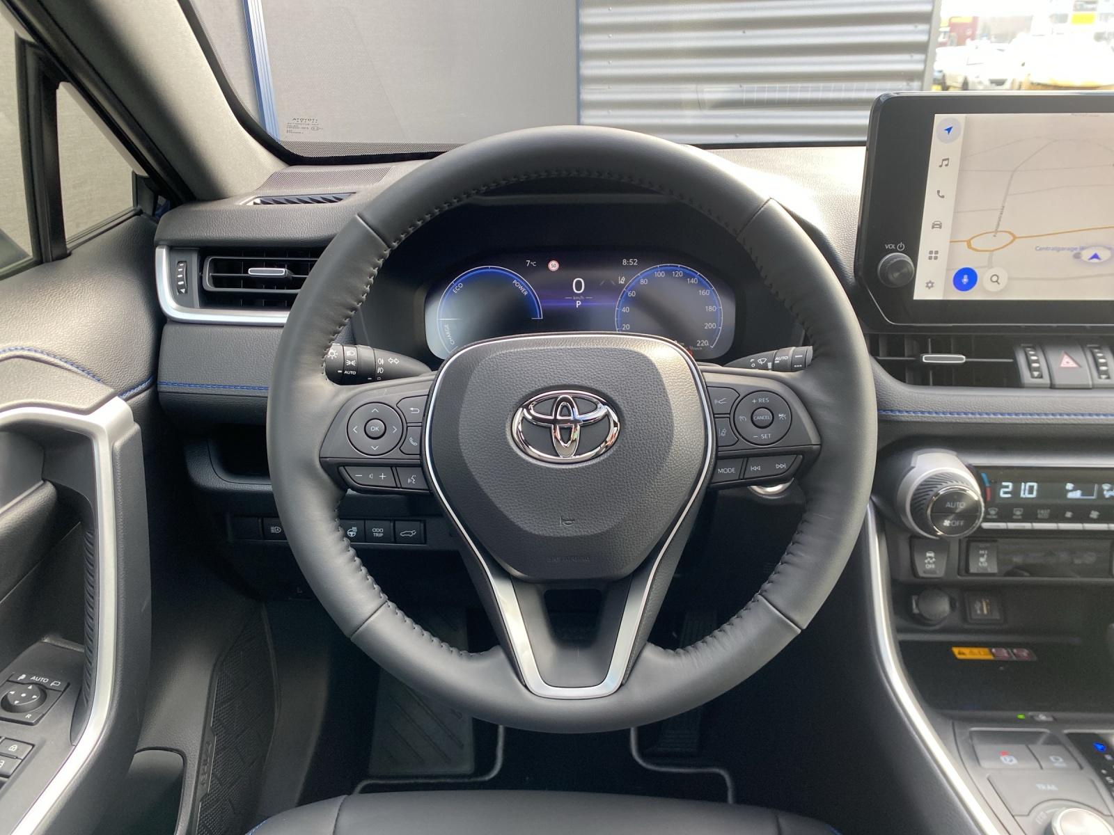 TOYOTA RAV4 2.5 HSD Style-image-9