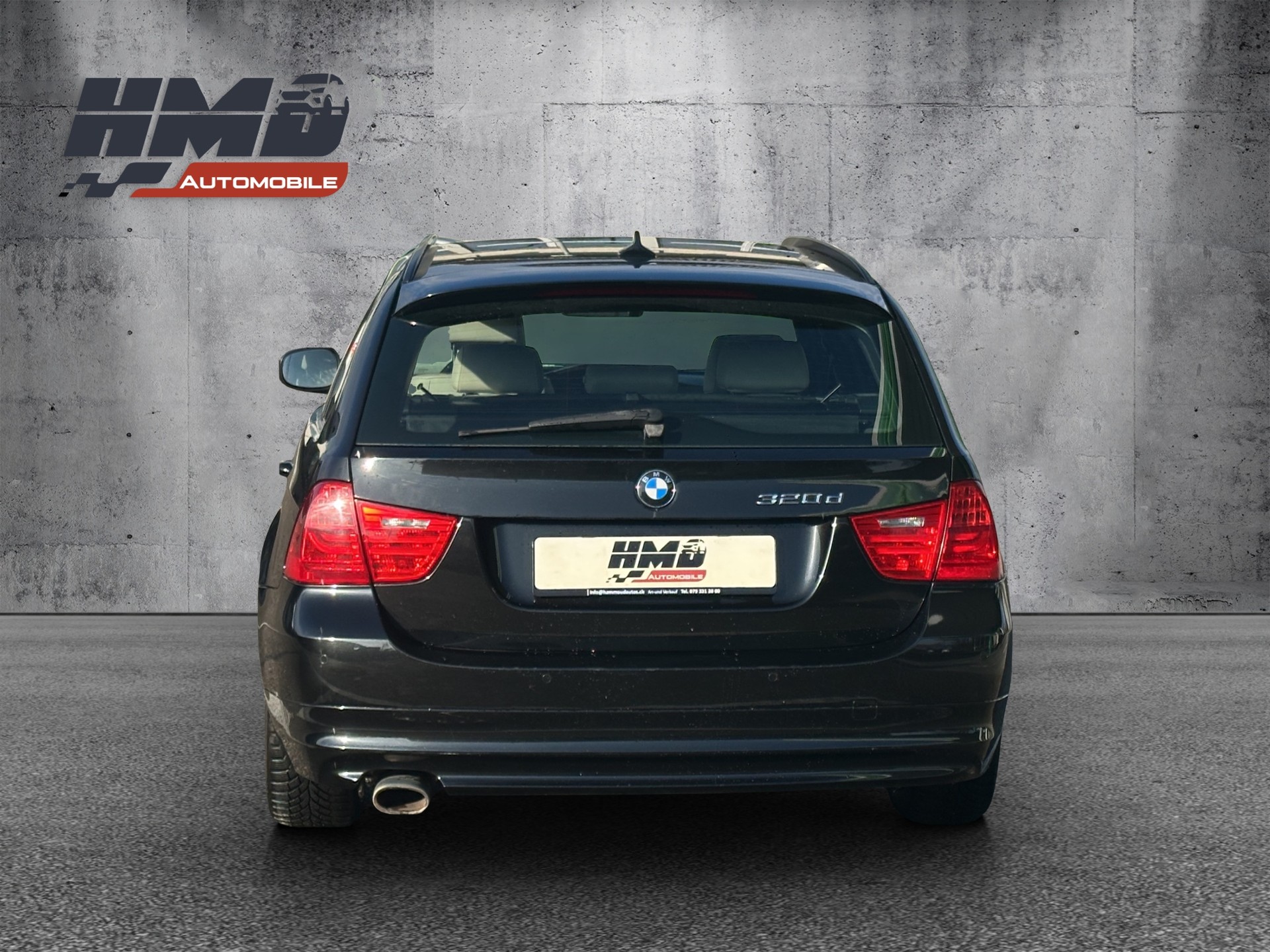 BMW 320d xDrive Touring Dynamic Edition Steptronic-image-4