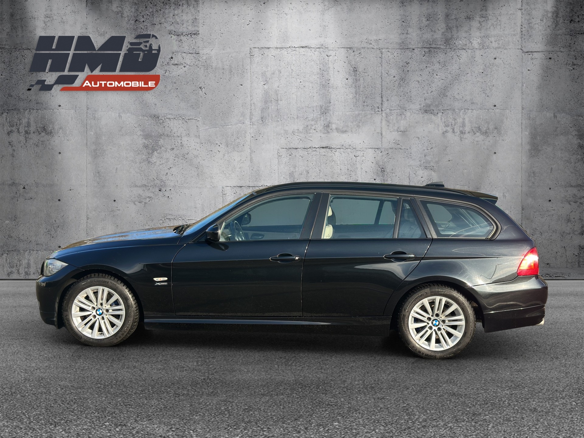 BMW 320d xDrive Touring Dynamic Edition Steptronic-image-2