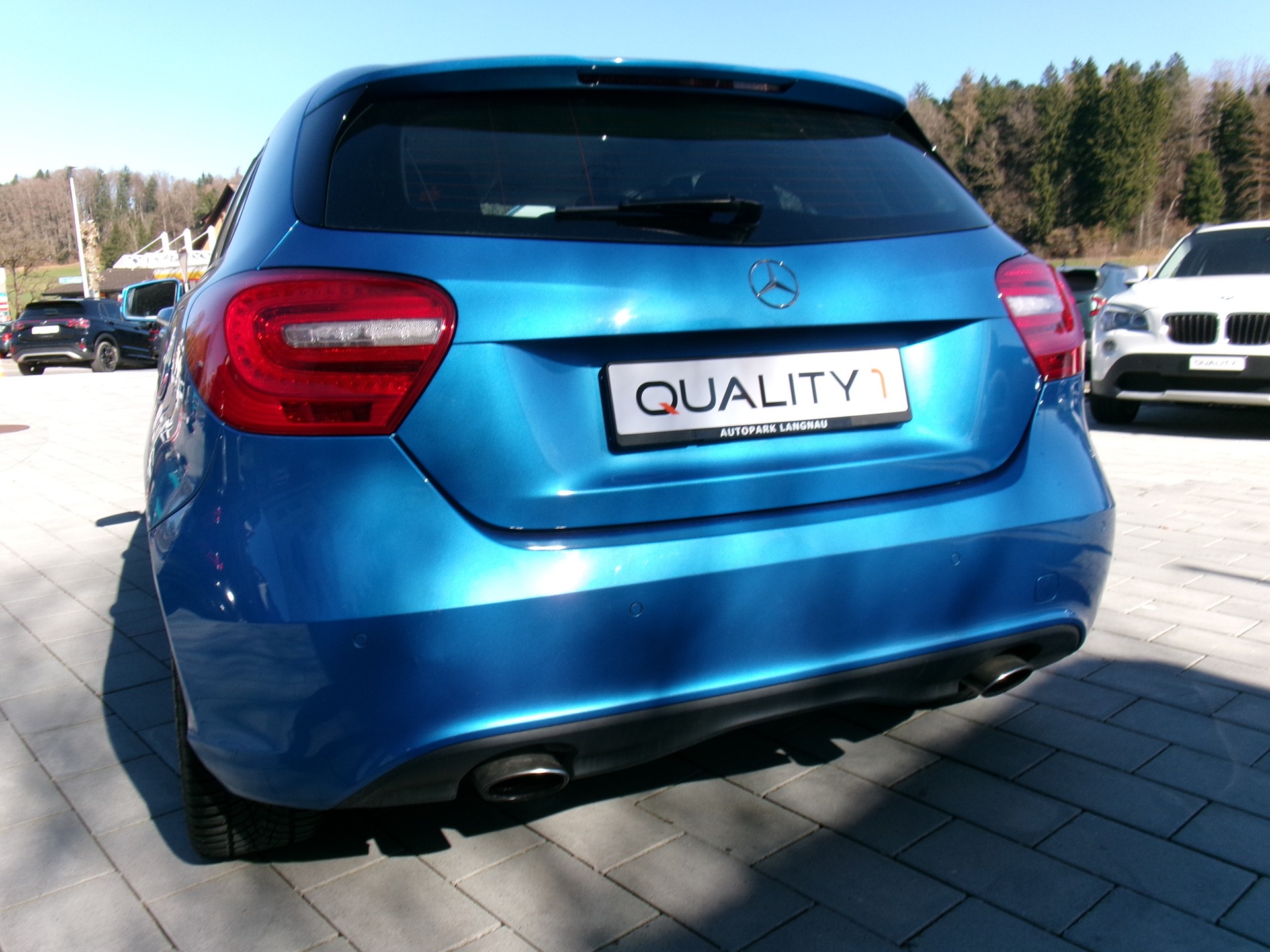 MERCEDES-BENZ A 200 AMG Line 7G-DCT-image-6