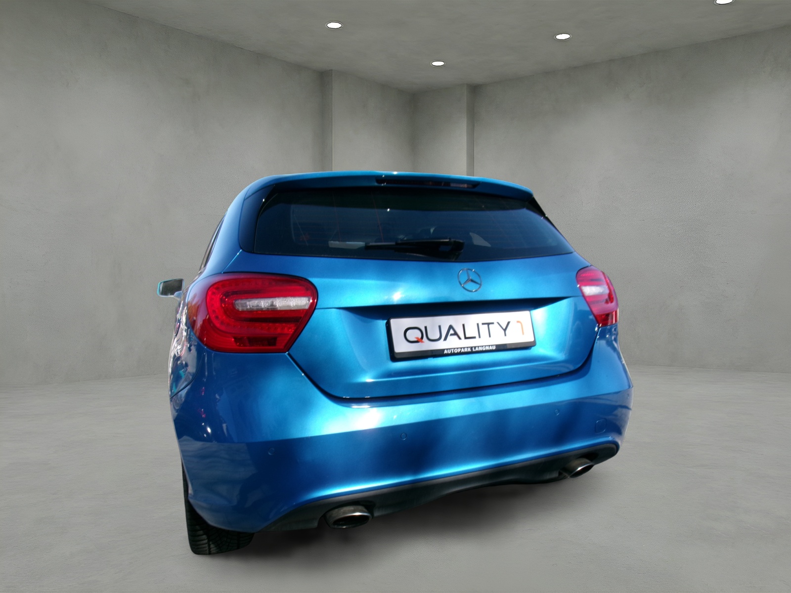 MERCEDES-BENZ A 200 AMG Line 7G-DCT-image-6