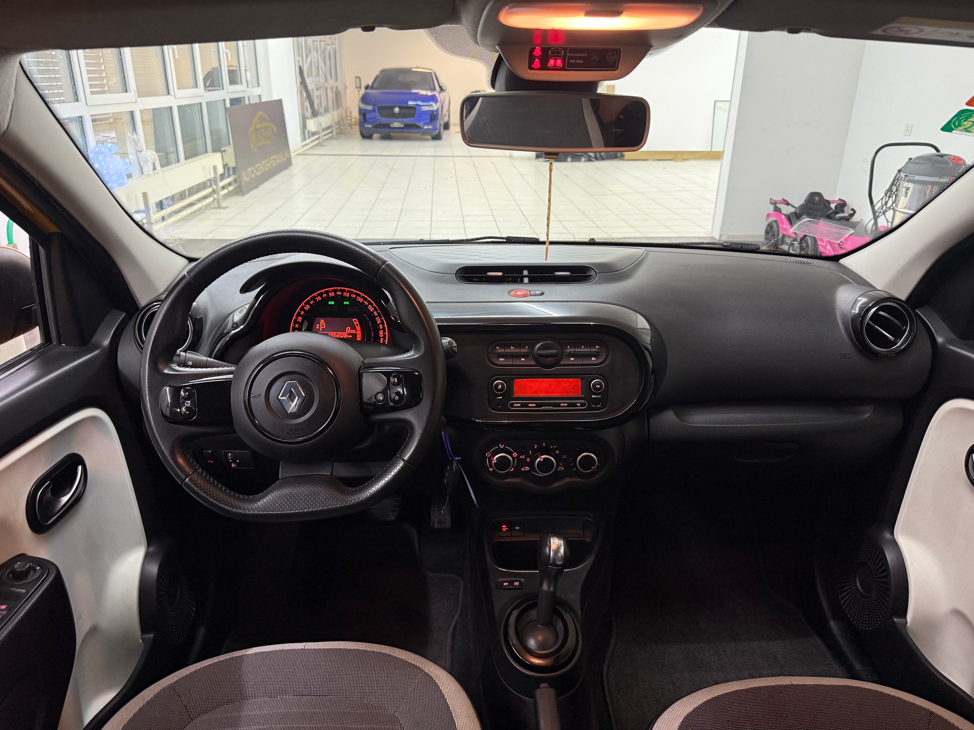 RENAULT Twingo TCe 95 Zen EDC-image-7
