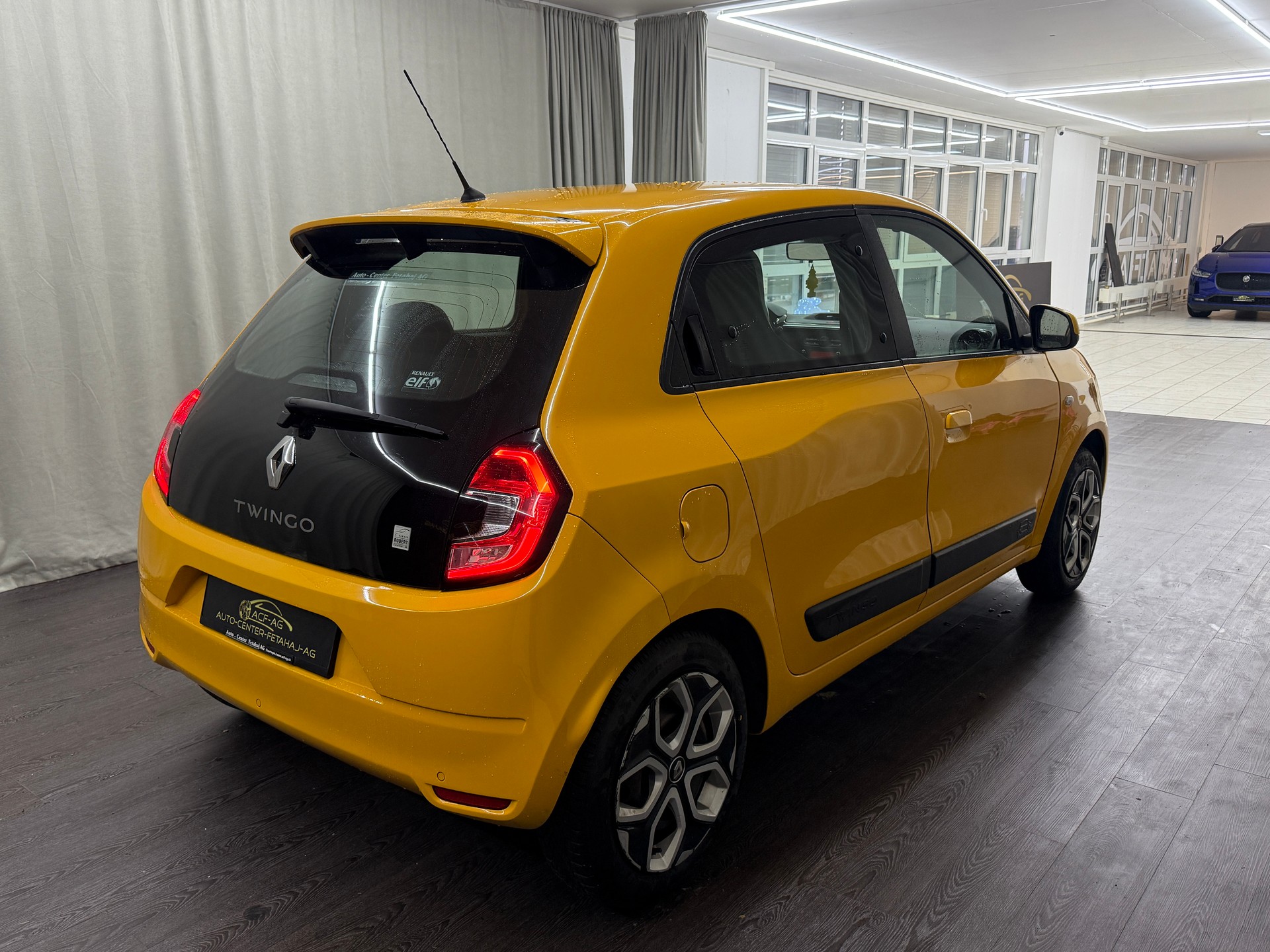 RENAULT Twingo TCe 95 Zen EDC-showroom-element-3