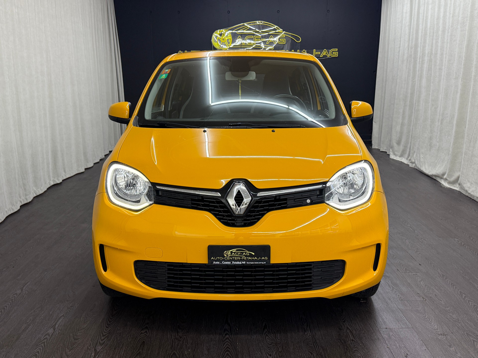 RENAULT Twingo TCe 95 Zen EDC-showroom-element-1