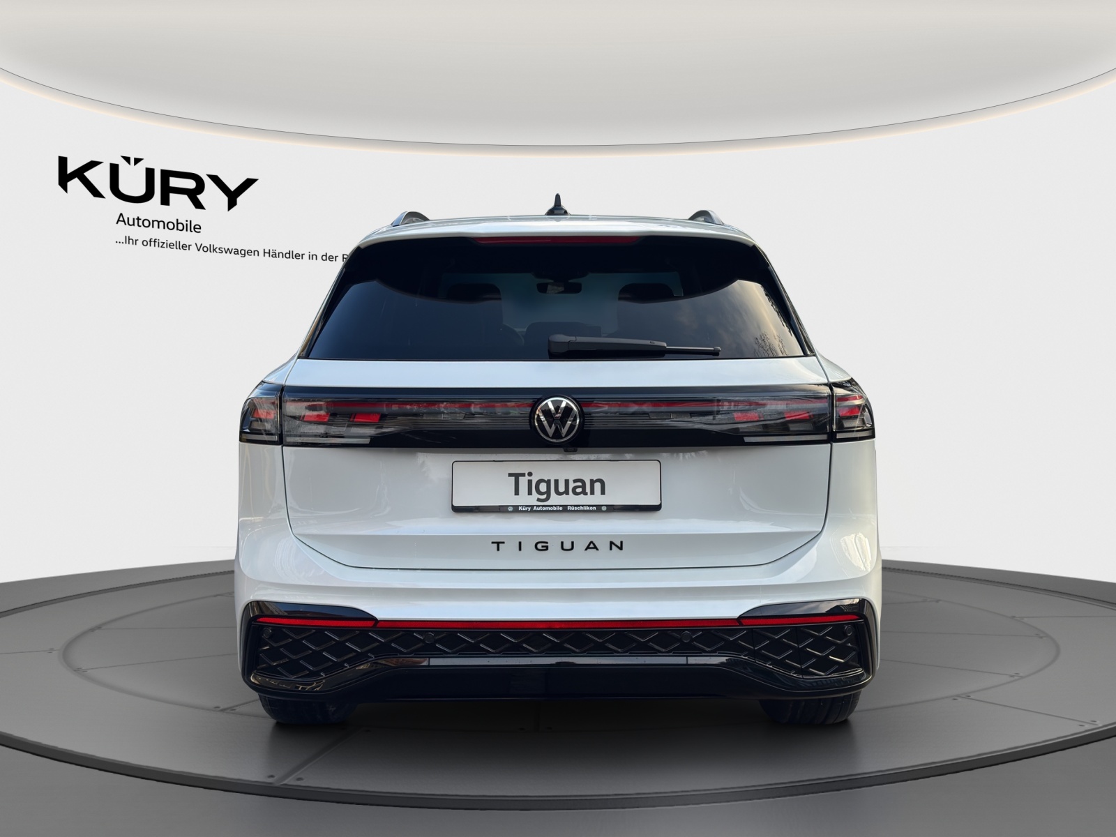 VW Tiguan 2.0 TSI DSG R-Line 4Motion-image-5
