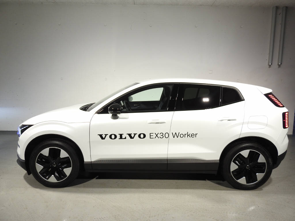 VOLVO EX 30 E60 Core-image-2
