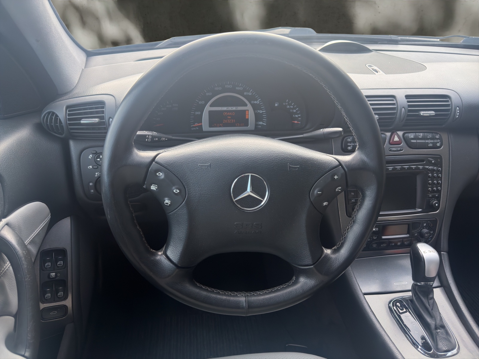 MERCEDES-BENZ C30 AMG CDI-image-8