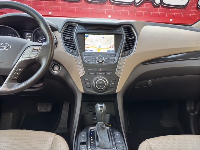 HYUNDAI Santa Fe 2.2 CRDI Premium 4WD Automatic-image-13