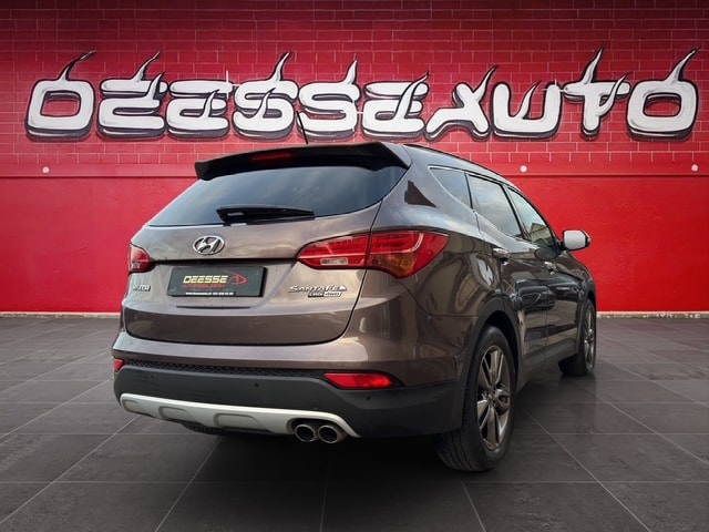 HYUNDAI Santa Fe 2.2 CRDI Premium 4WD Automatic-image-5