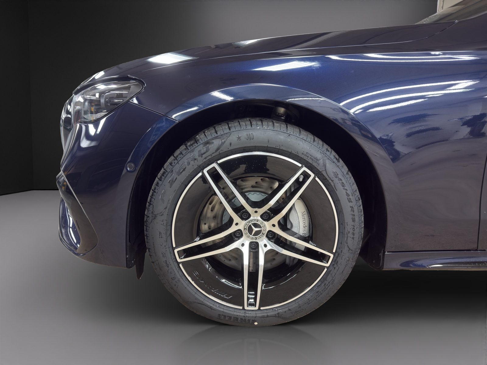 MERCEDES-BENZ E 220 d T 4Matic 9G-Tronic-image-7