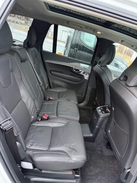 VOLVO XC90 T8 eAWD PluginHybrid Ultra Dark Geartronic-image-12