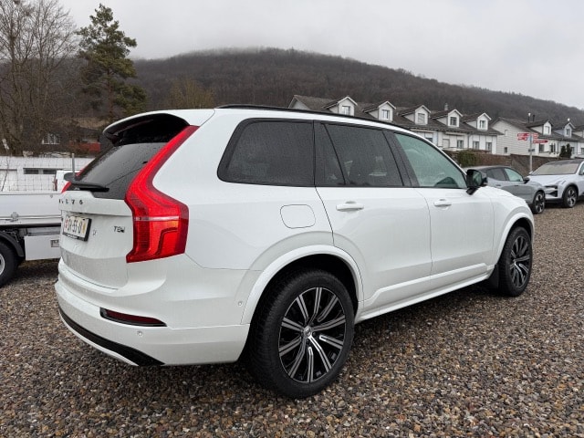 VOLVO XC90 T8 eAWD PluginHybrid Ultra Dark Geartronic-image-2