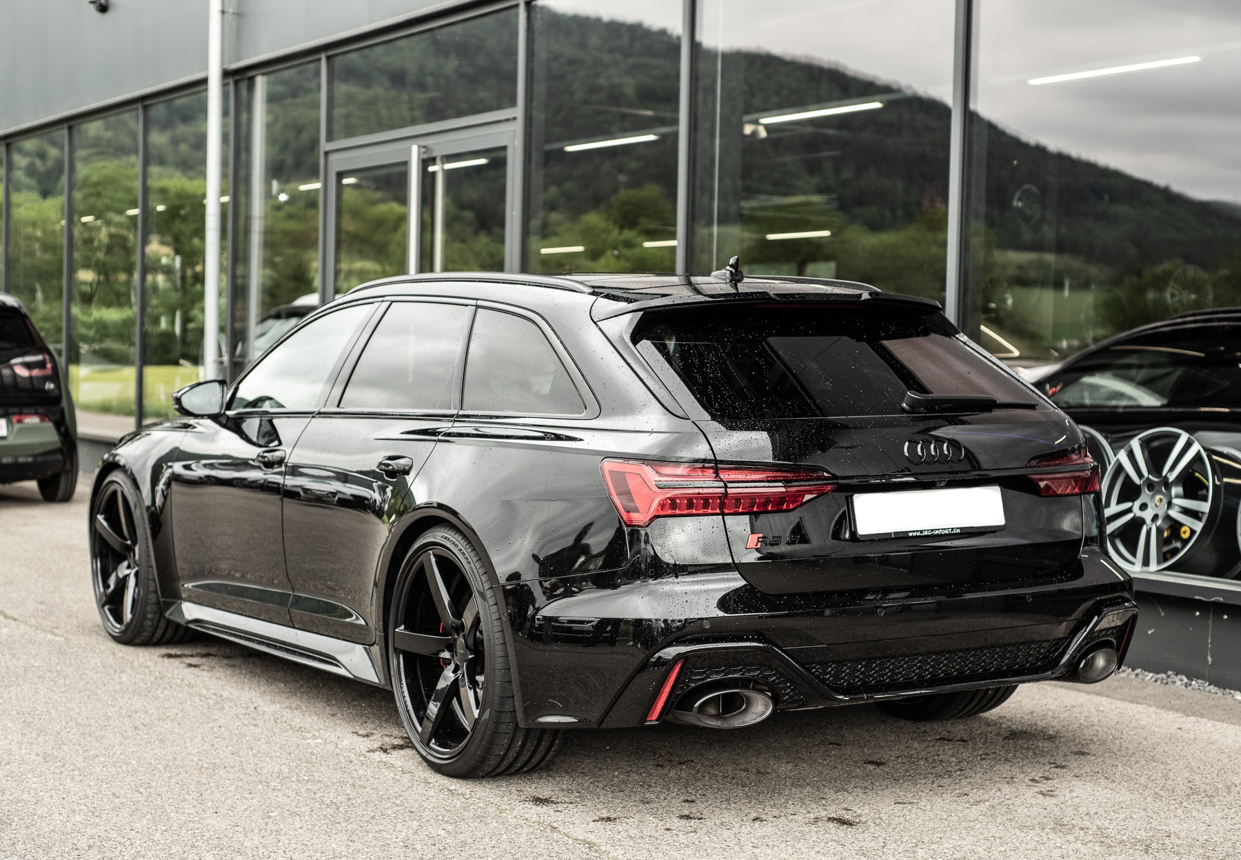 AUDI RS6 Avant 4.0 TFSI V8 qu-showroom-element-3