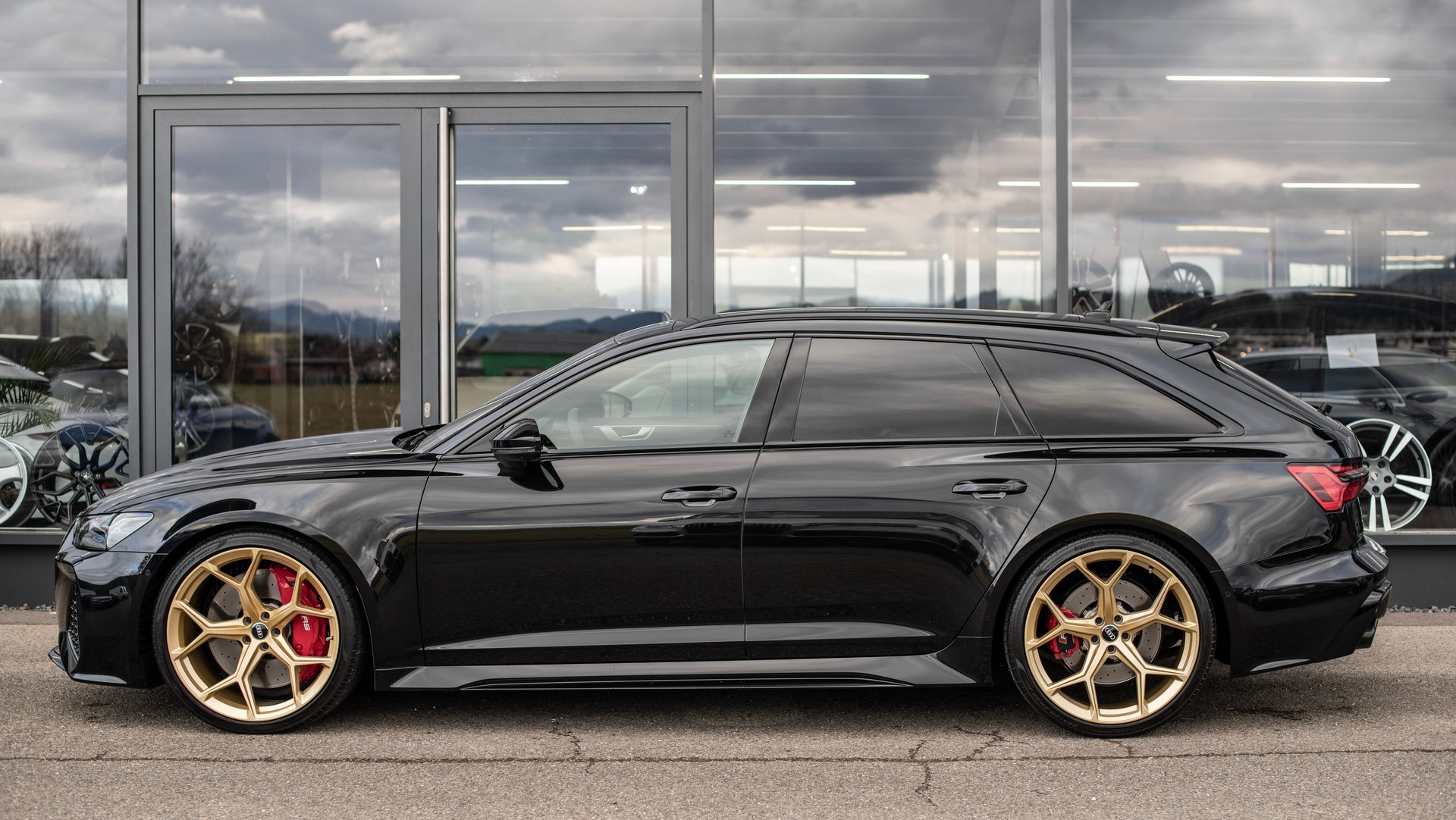 AUDI RS6 Avant 4.0 TFSI V8 qu-image-28