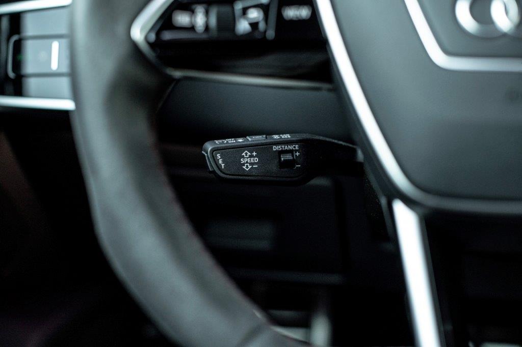 AUDI RS6 Avant 4.0 TFSI V8 qu-image-21