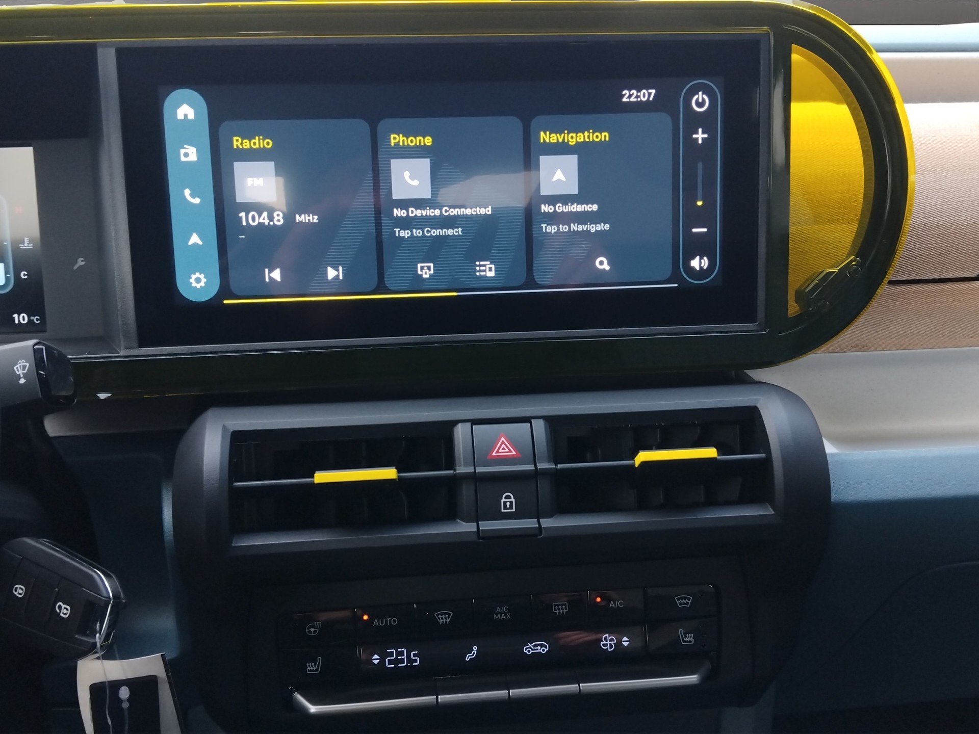FIAT Grande Panda MHEV La Prima-image-12