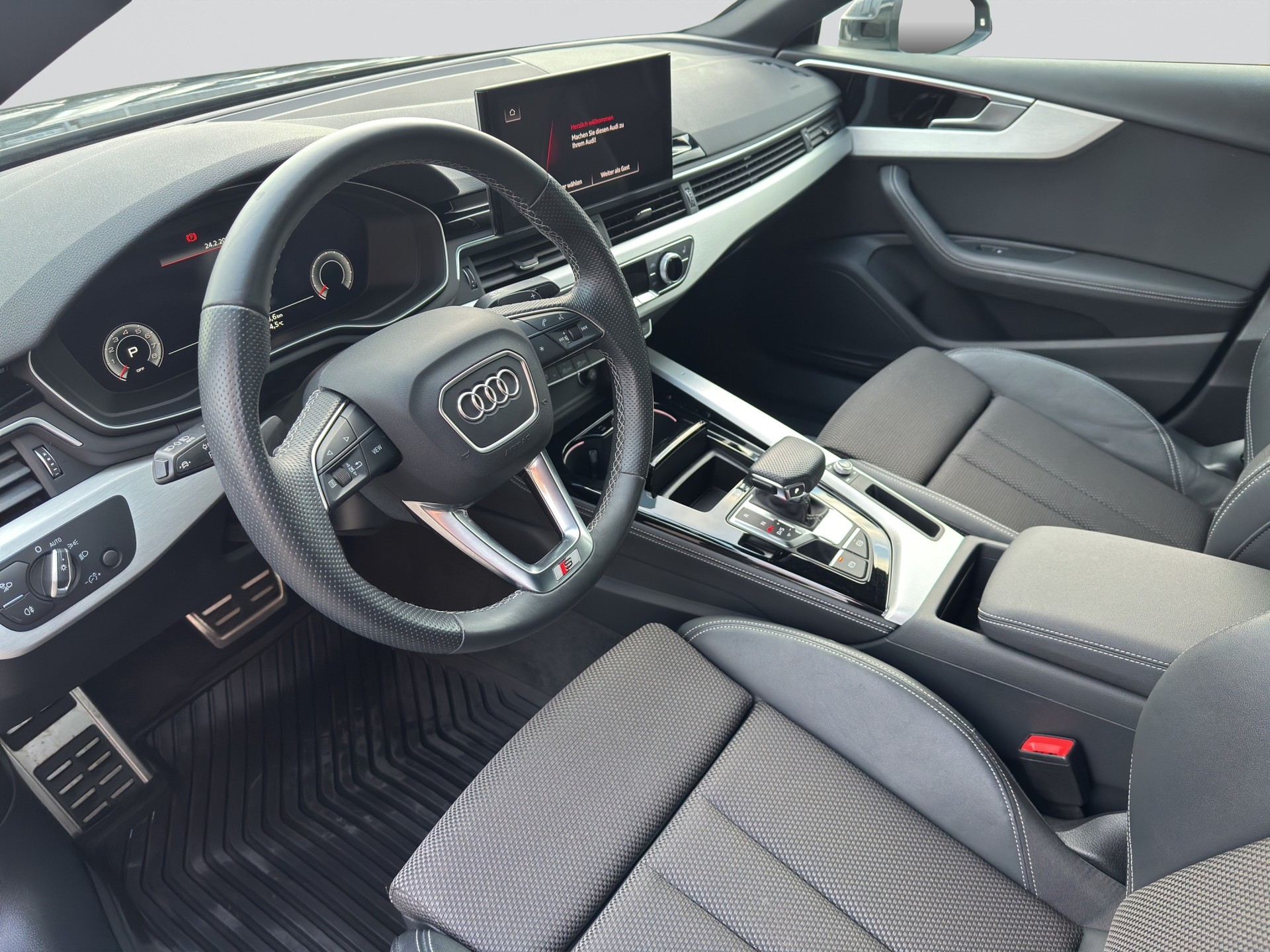 AUDI A5 Sportback 40 TFSI S-tronic S-Line-image-6