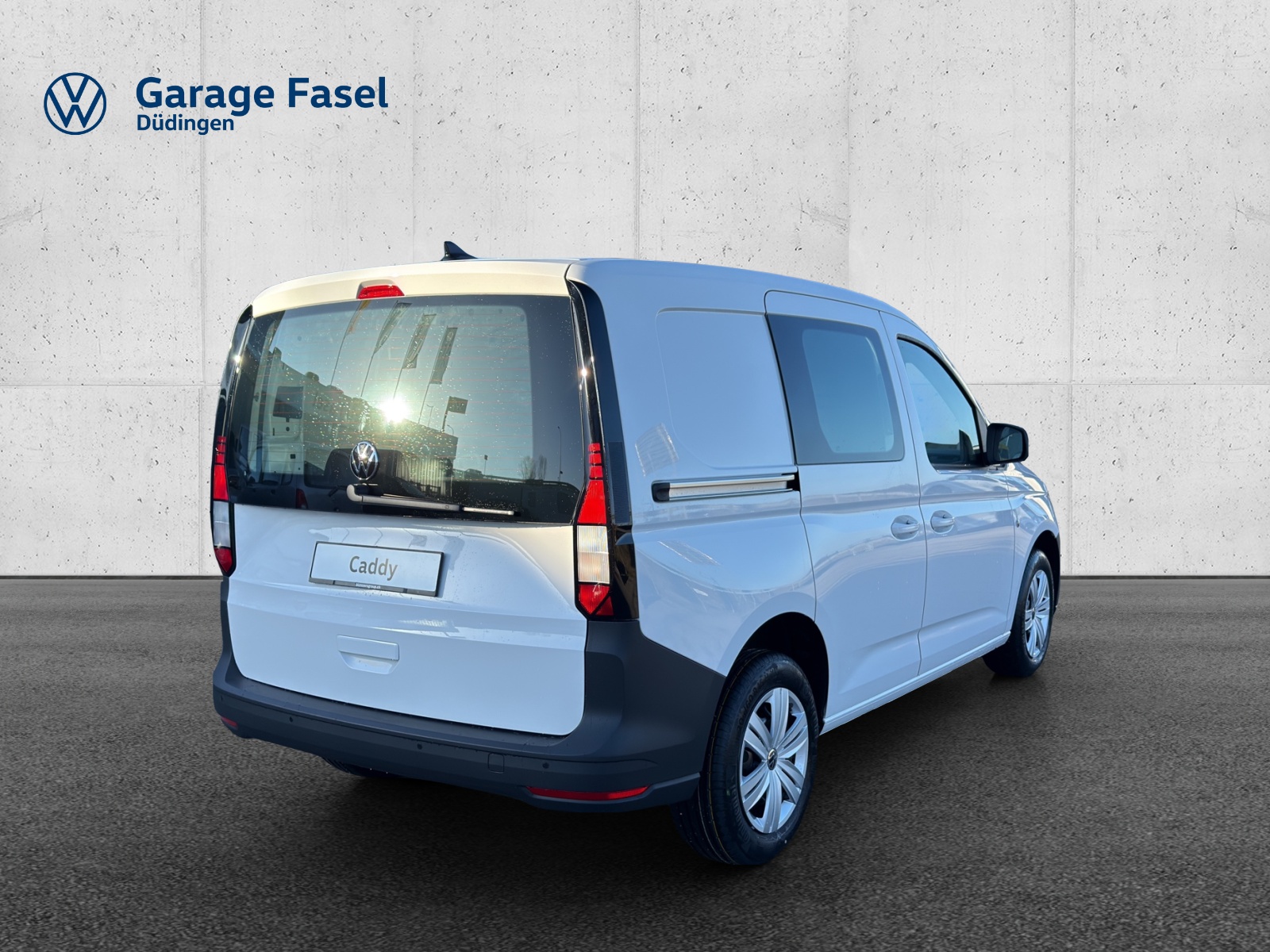 VW Caddy Cargo 1.5 TSI Entry-image-4
