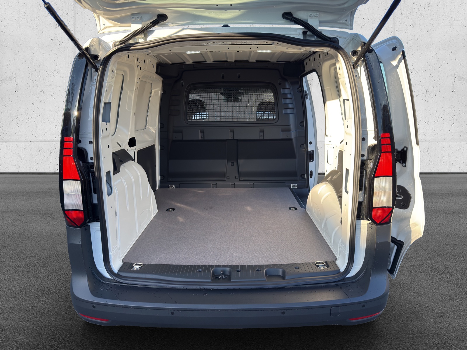 VW Caddy Cargo 1.5 TSI Entry-image-14