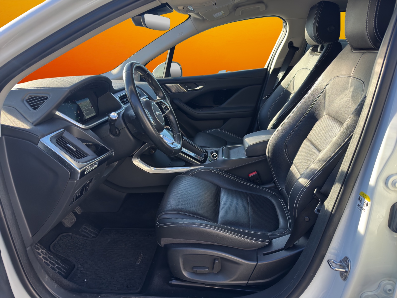 JAGUAR I-Pace EV400 SE AWD-image-10