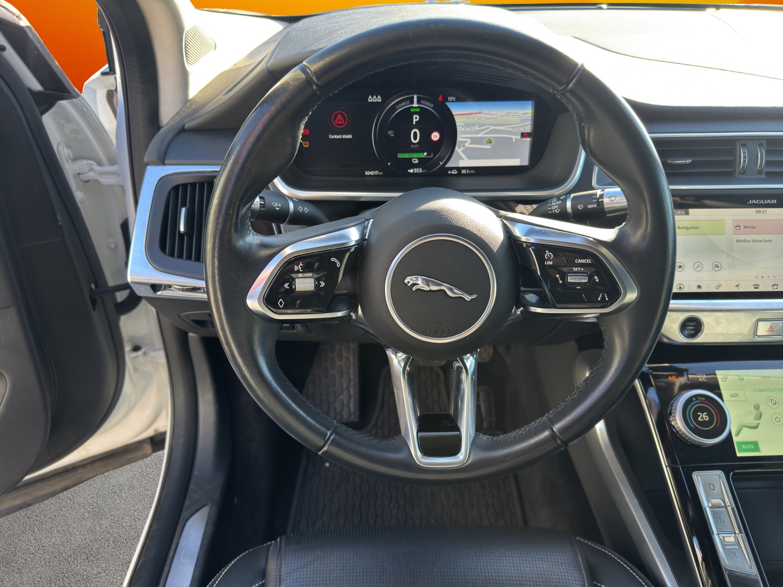 JAGUAR I-Pace EV400 SE AWD-image-9