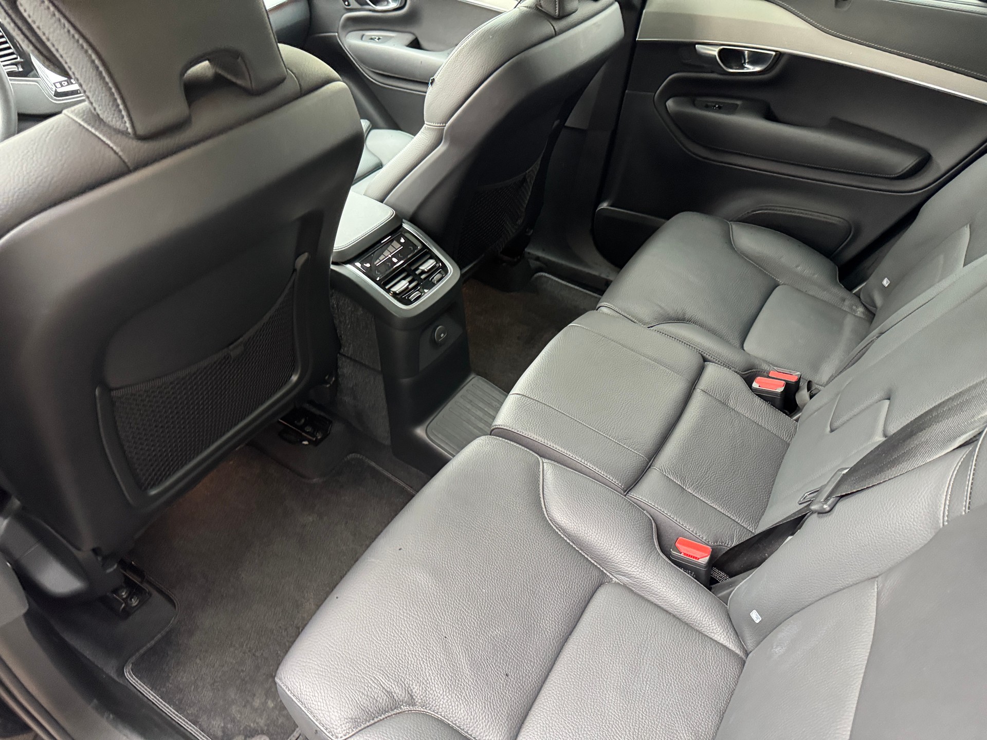 VOLVO XC90 T8 eAWD PluginHybrid Plus Dark Geartronic-image-12