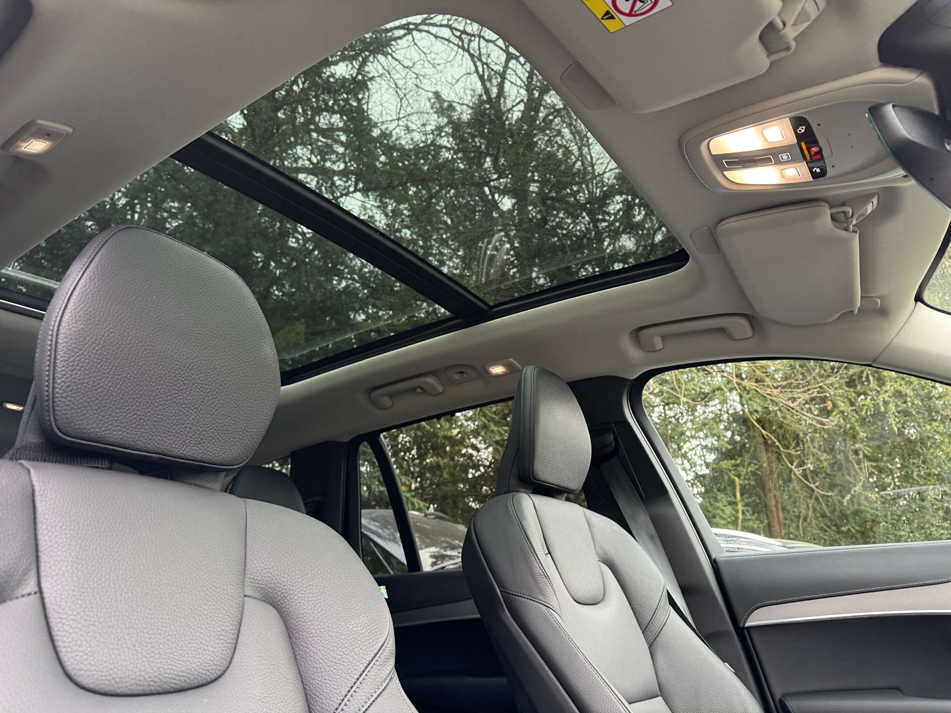 VOLVO XC90 T8 eAWD PluginHybrid Plus Dark Geartronic-image-14