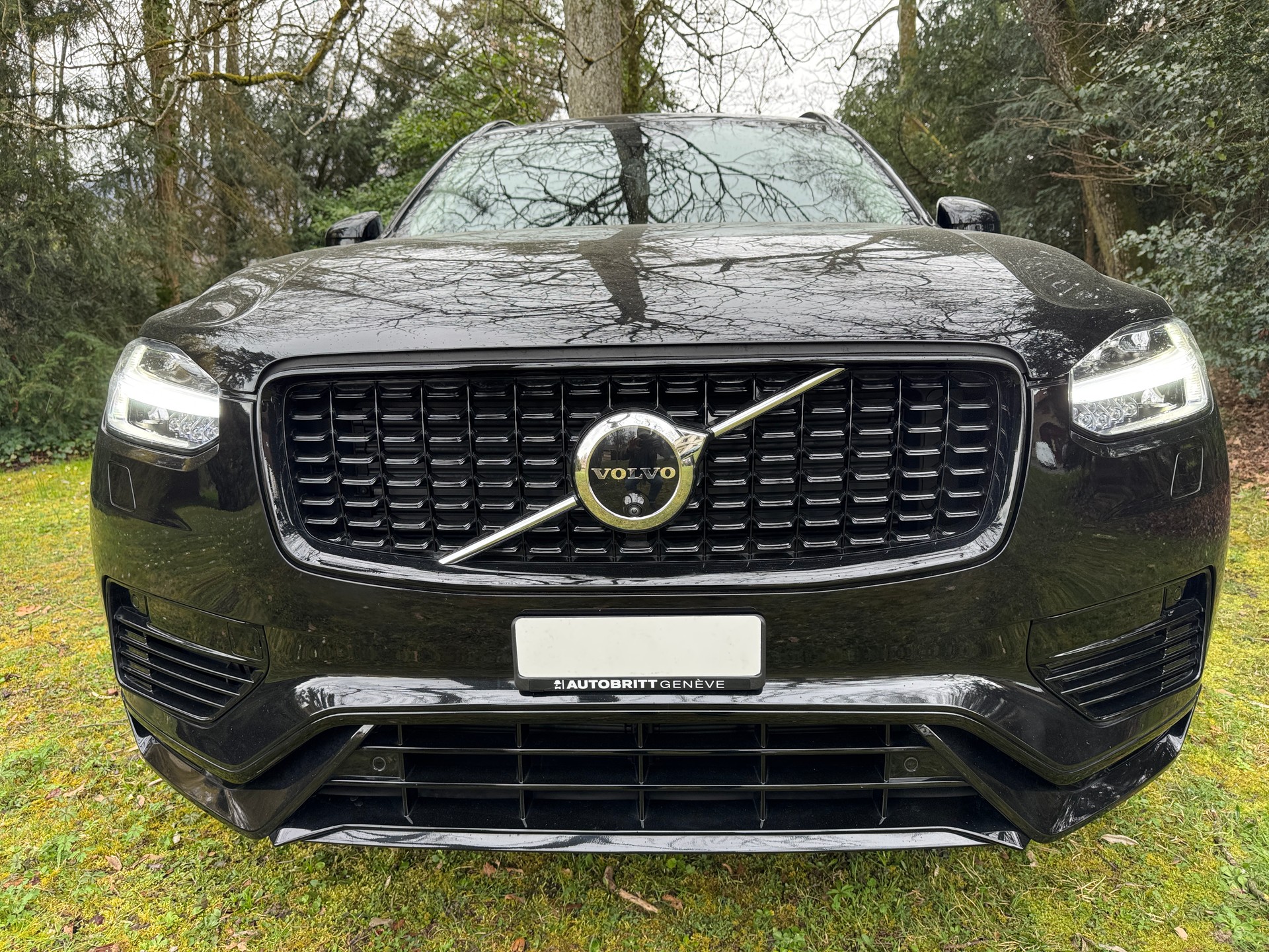 VOLVO XC90 T8 eAWD PluginHybrid Plus Dark Geartronic-image-5