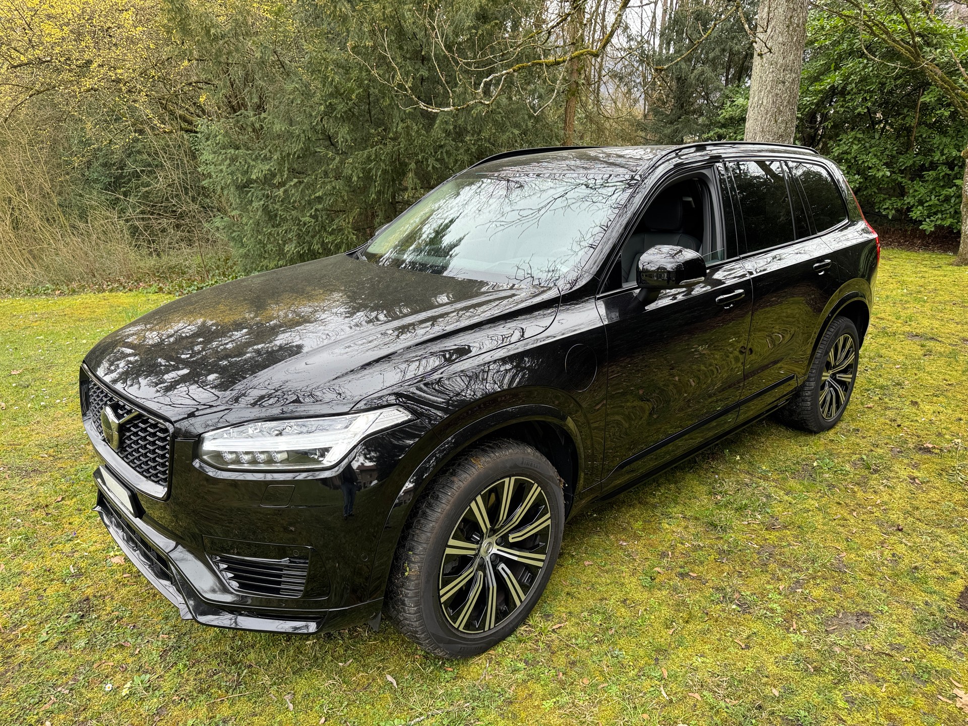 VOLVO XC90 T8 eAWD PluginHybrid Plus Dark Geartronic-image-0
