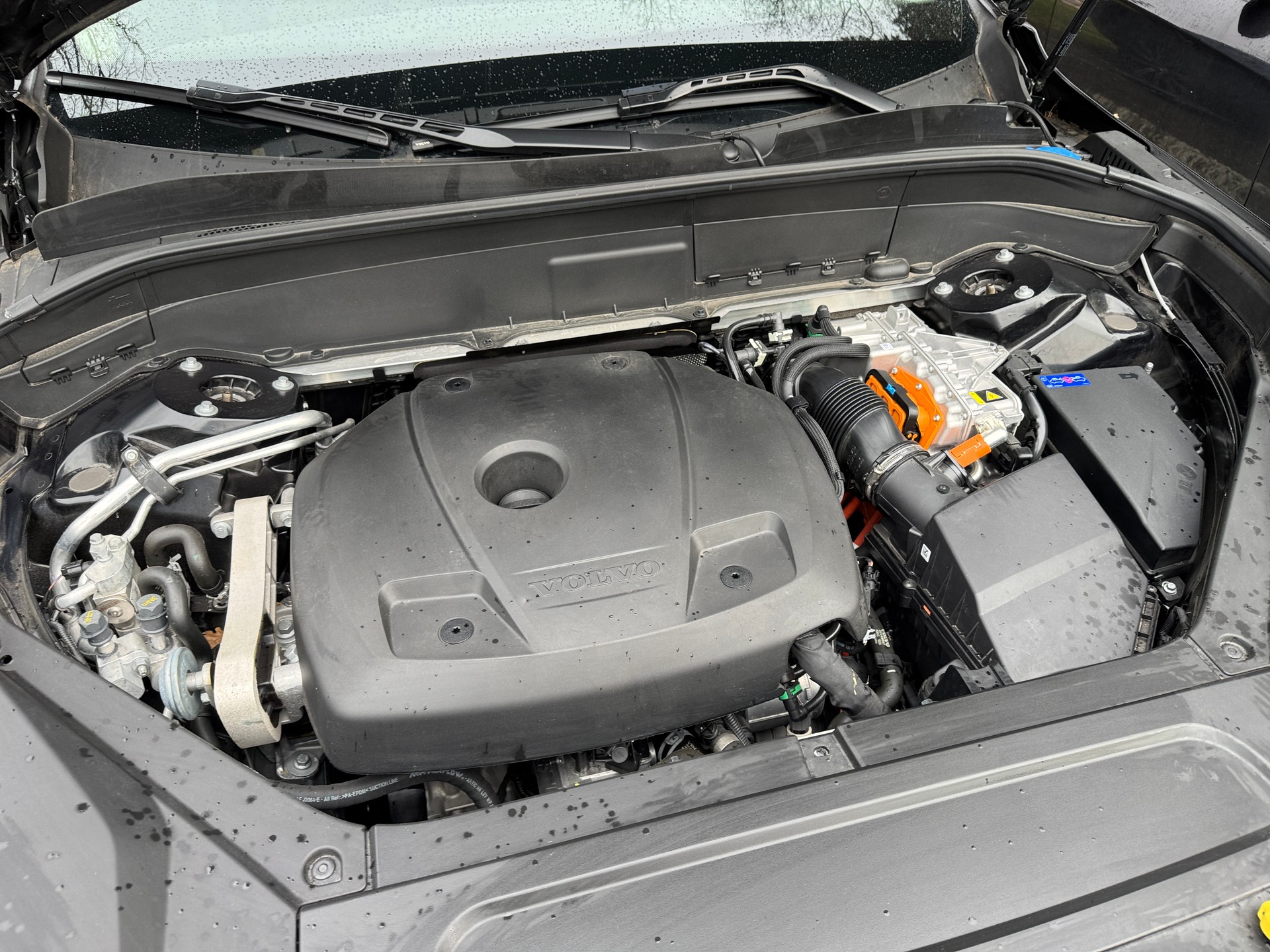 VOLVO XC90 T8 eAWD PluginHybrid Plus Dark Geartronic-image-9