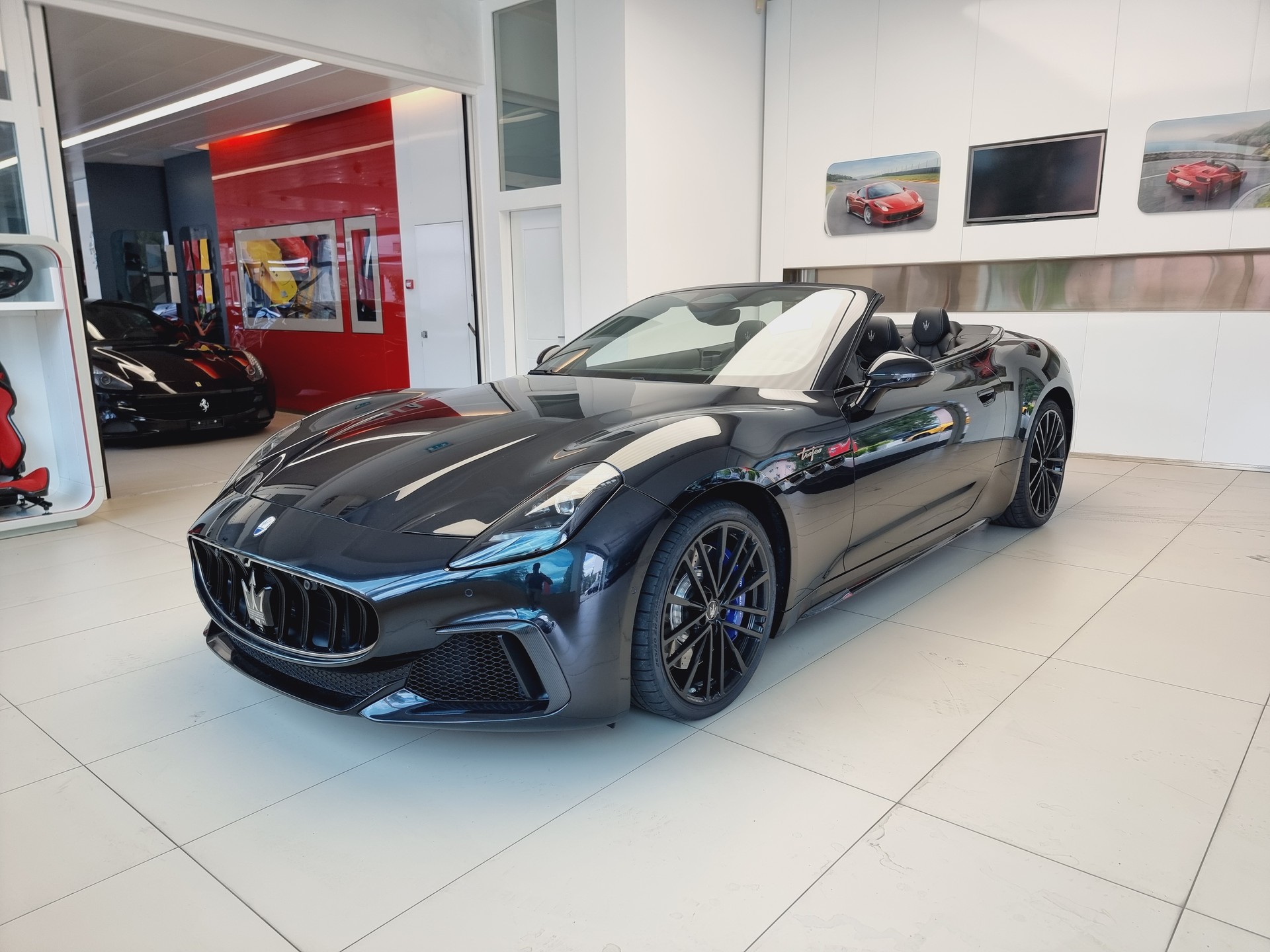 MASERATI GranCabrio Trofeo-image-0