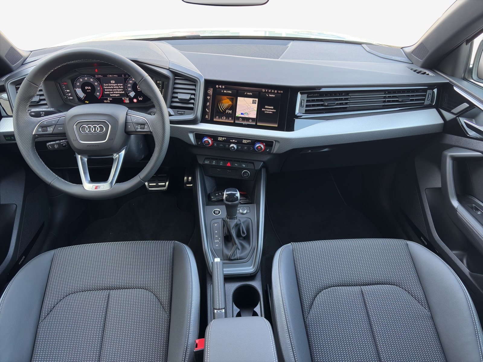 AUDI A1 Sportback 40 TFSI S Line S-tronic-image-8