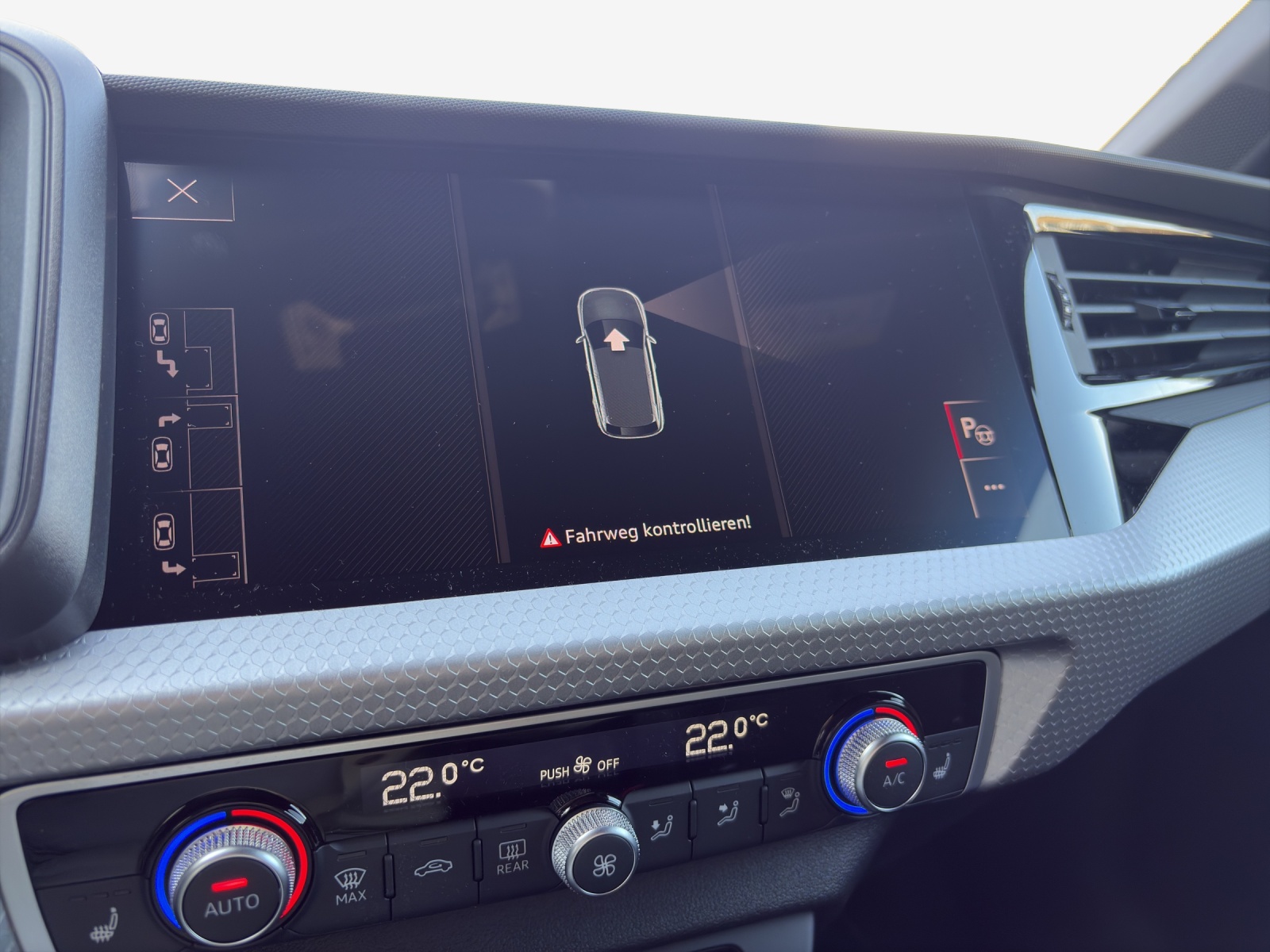 AUDI A1 Sportback 40 TFSI S Line S-tronic-image-15