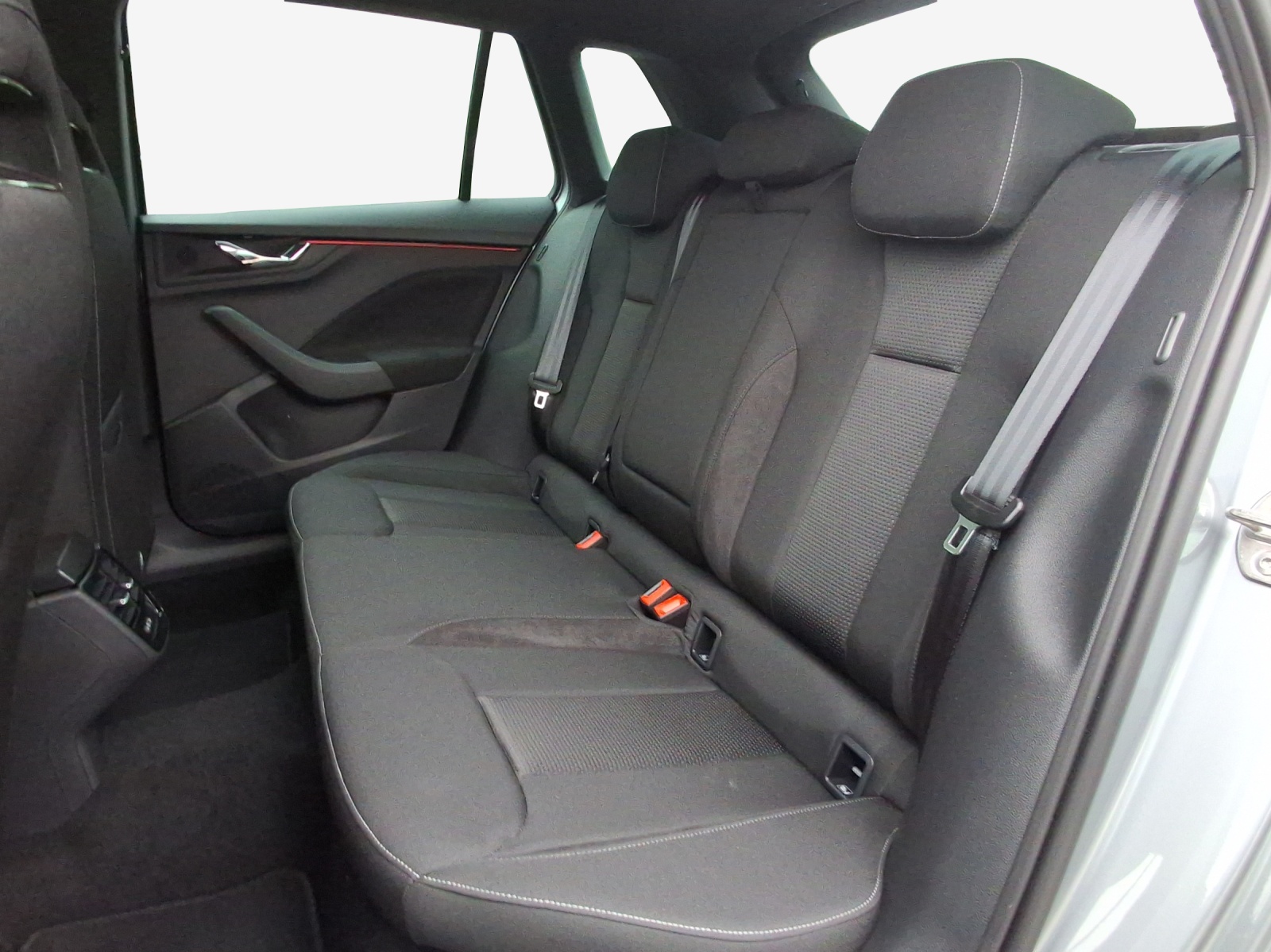 SKODA Kamiq 1.5 TSI Dynamic DSG-image-11