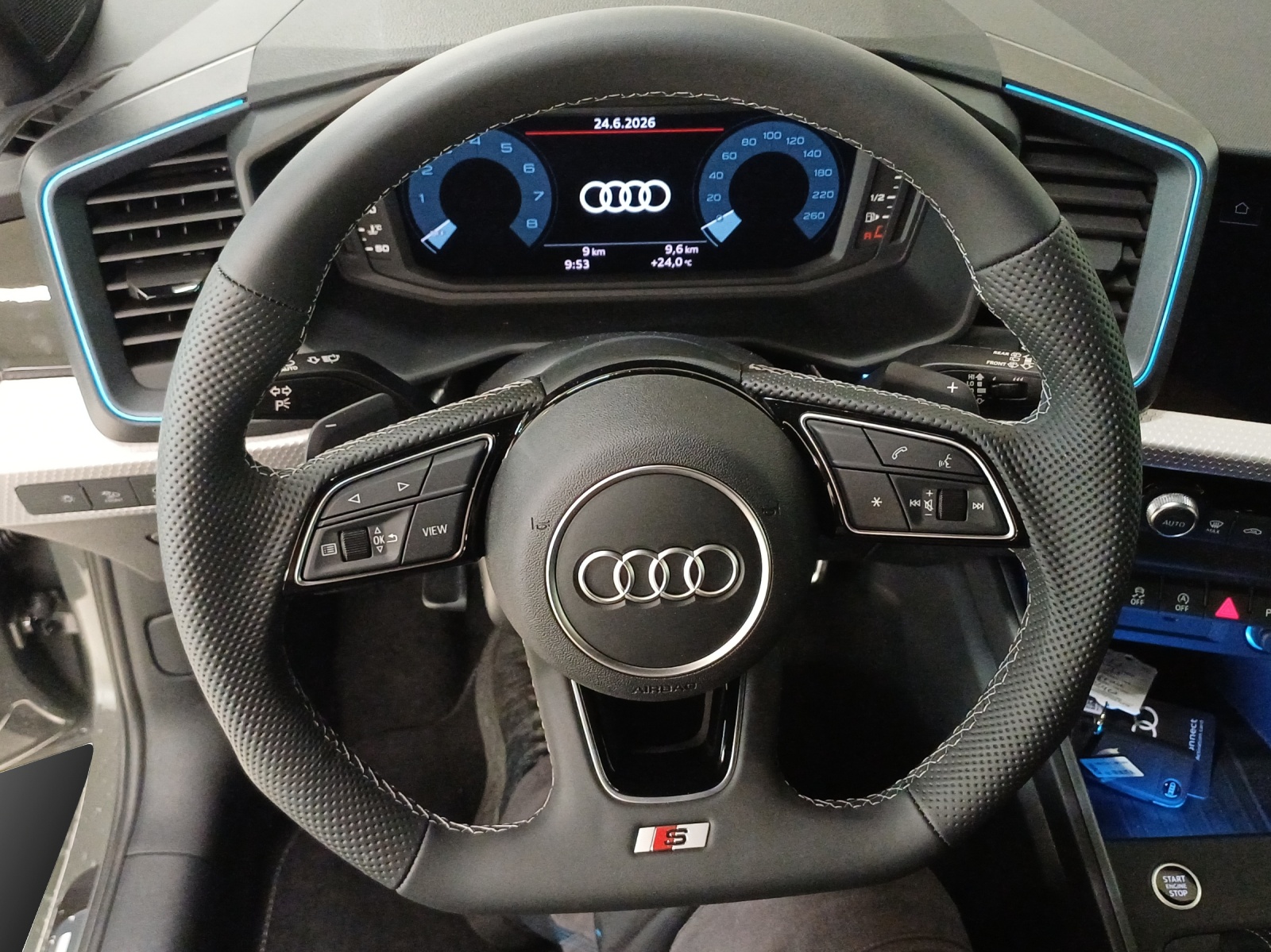 AUDI A1 Sportback 30 TFSI S Line Attraction S-tronic-image-10