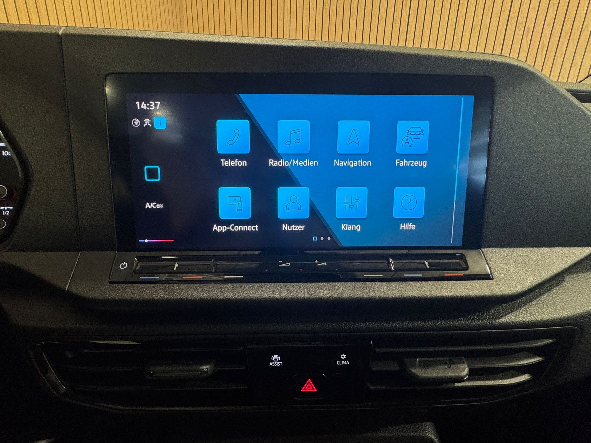VW Caddy Maxi 2.0 TDI-image-10