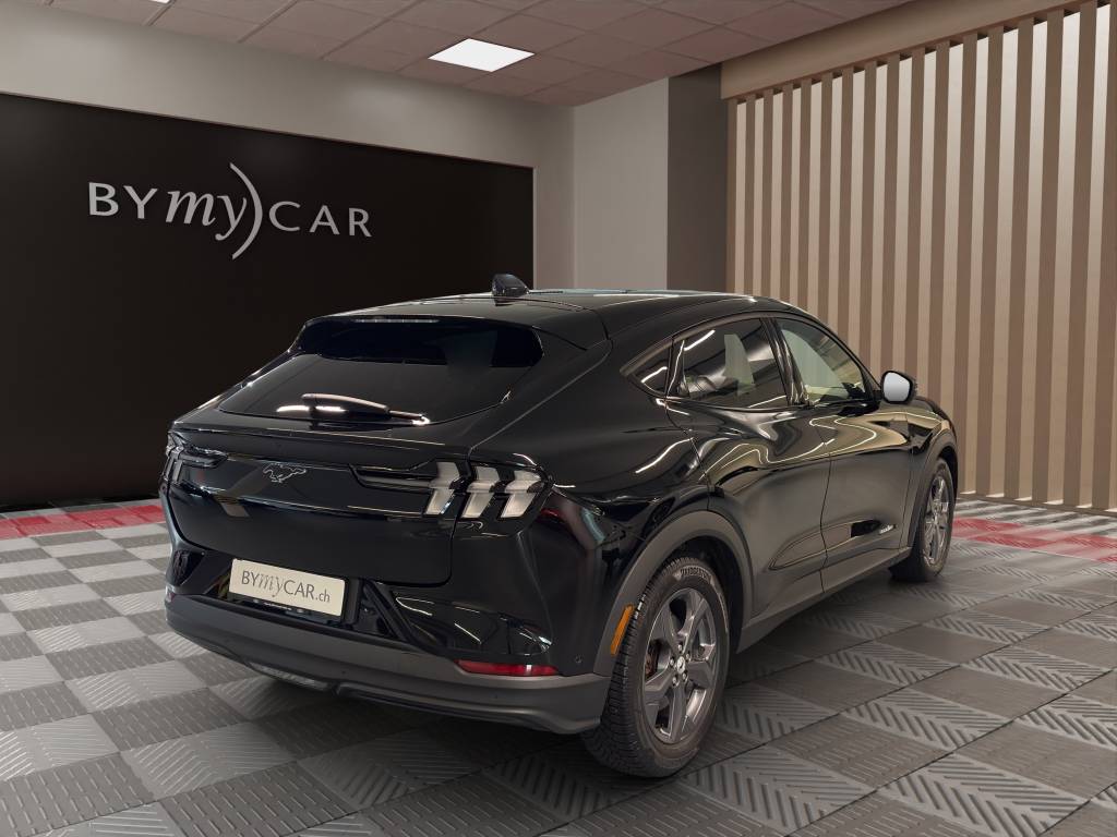 FORD Mustang MACH-E RWD 91 kWh-image-2