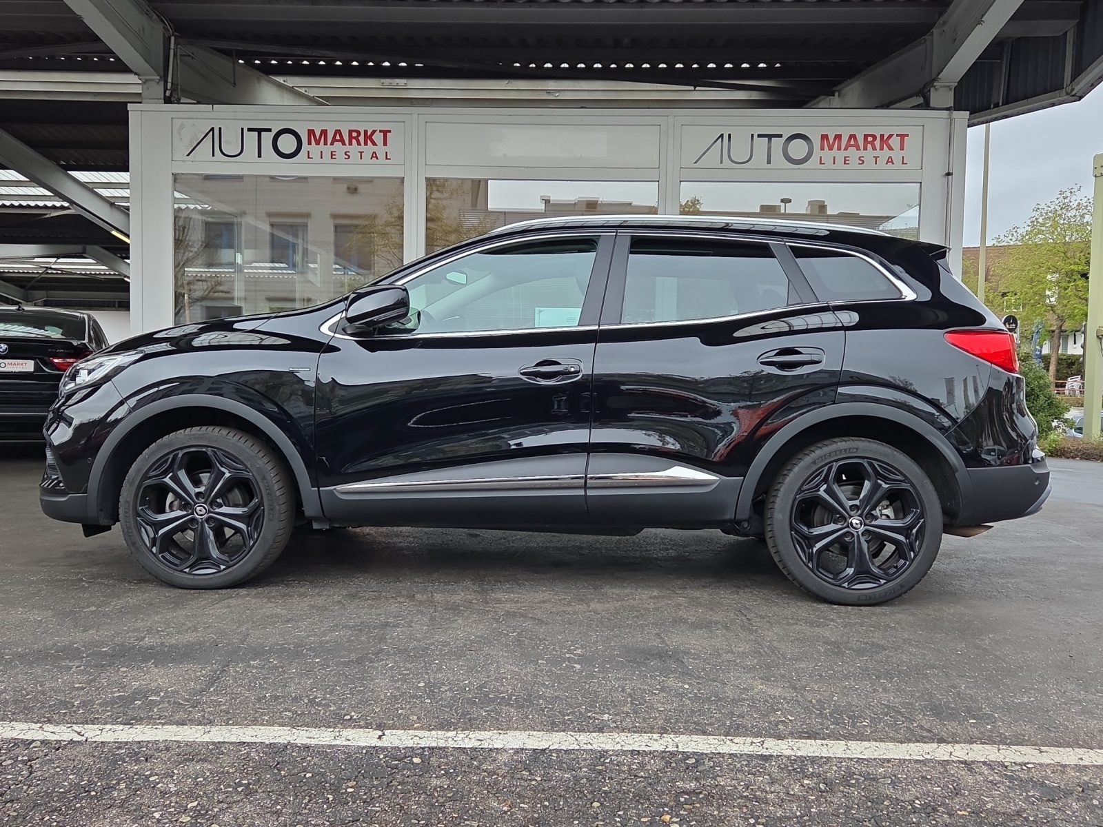RENAULT Kadjar 1.3 16V Turbo Black Edition EDC-image-1