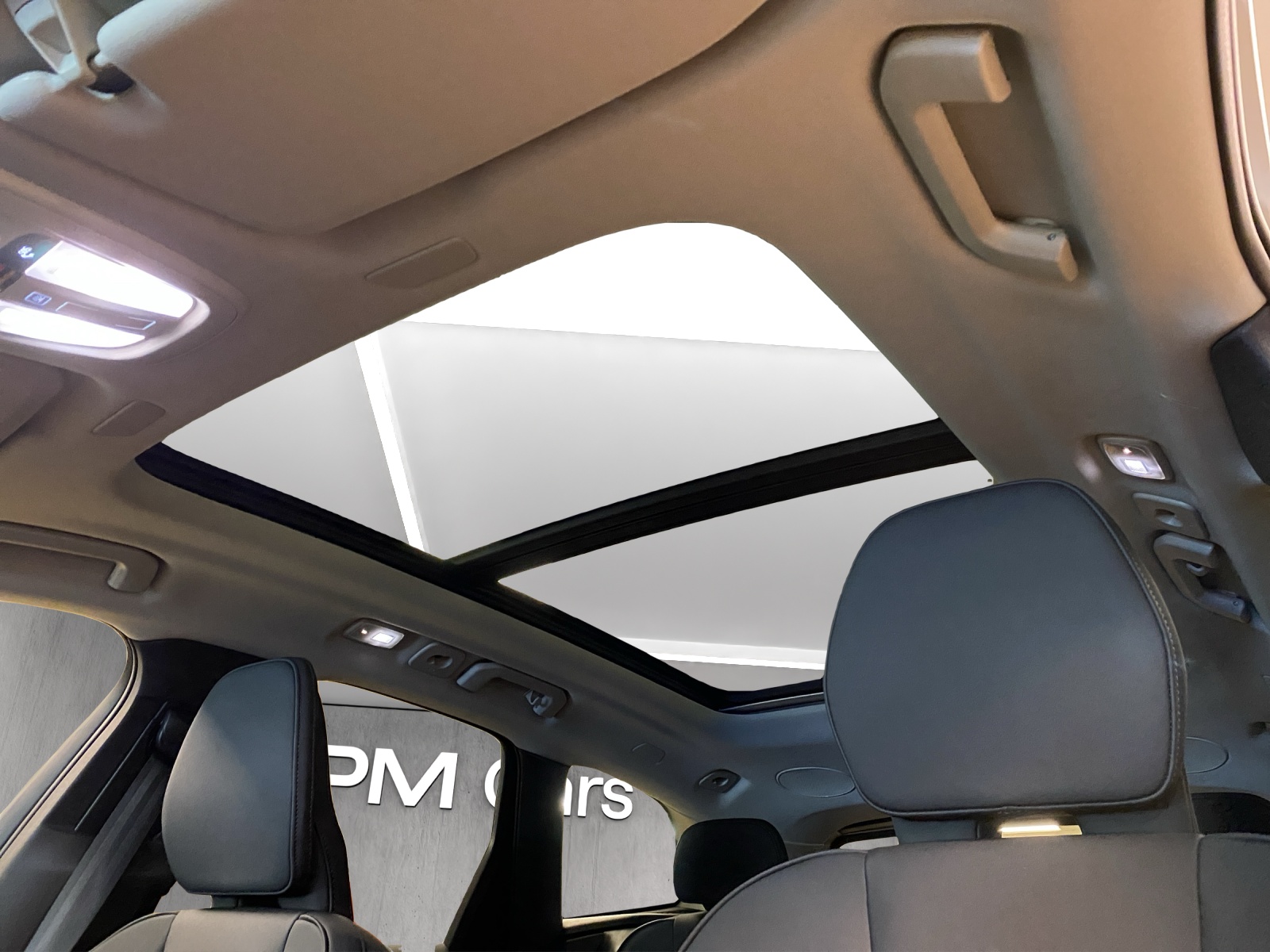 VOLVO XC60 T6 eAWD PluginHybrid Plus Dark Geartronic-image-14