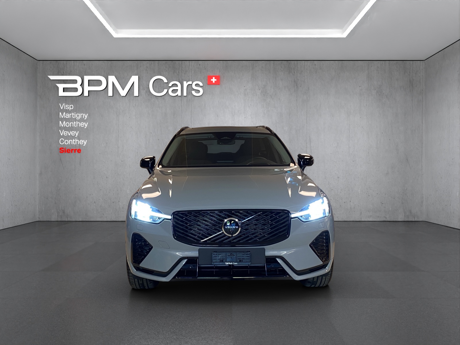 VOLVO XC60 T6 eAWD PluginHybrid Plus Dark Geartronic-image-2