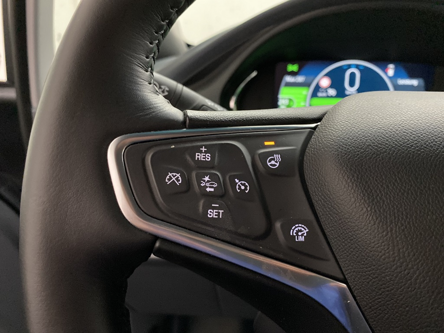 OPEL Ampera-e Electric-image-16