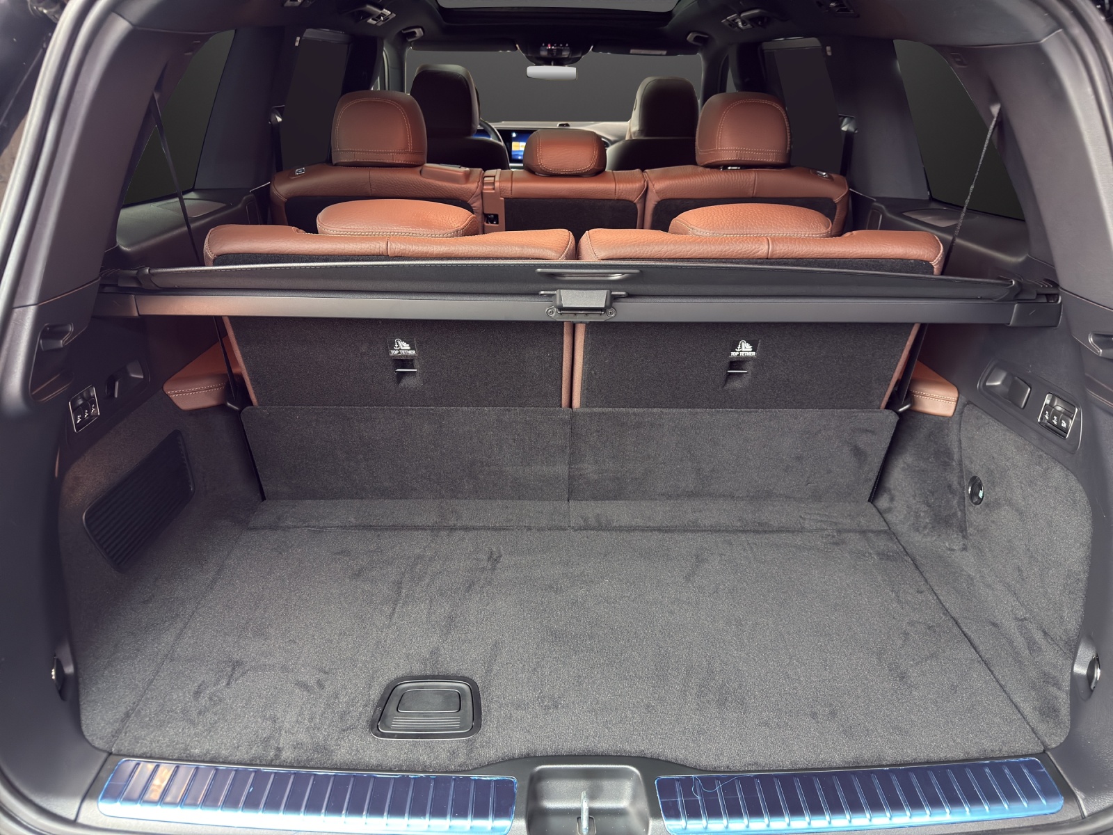 MERCEDES-BENZ GLS 450 d 4MATIC-image-8