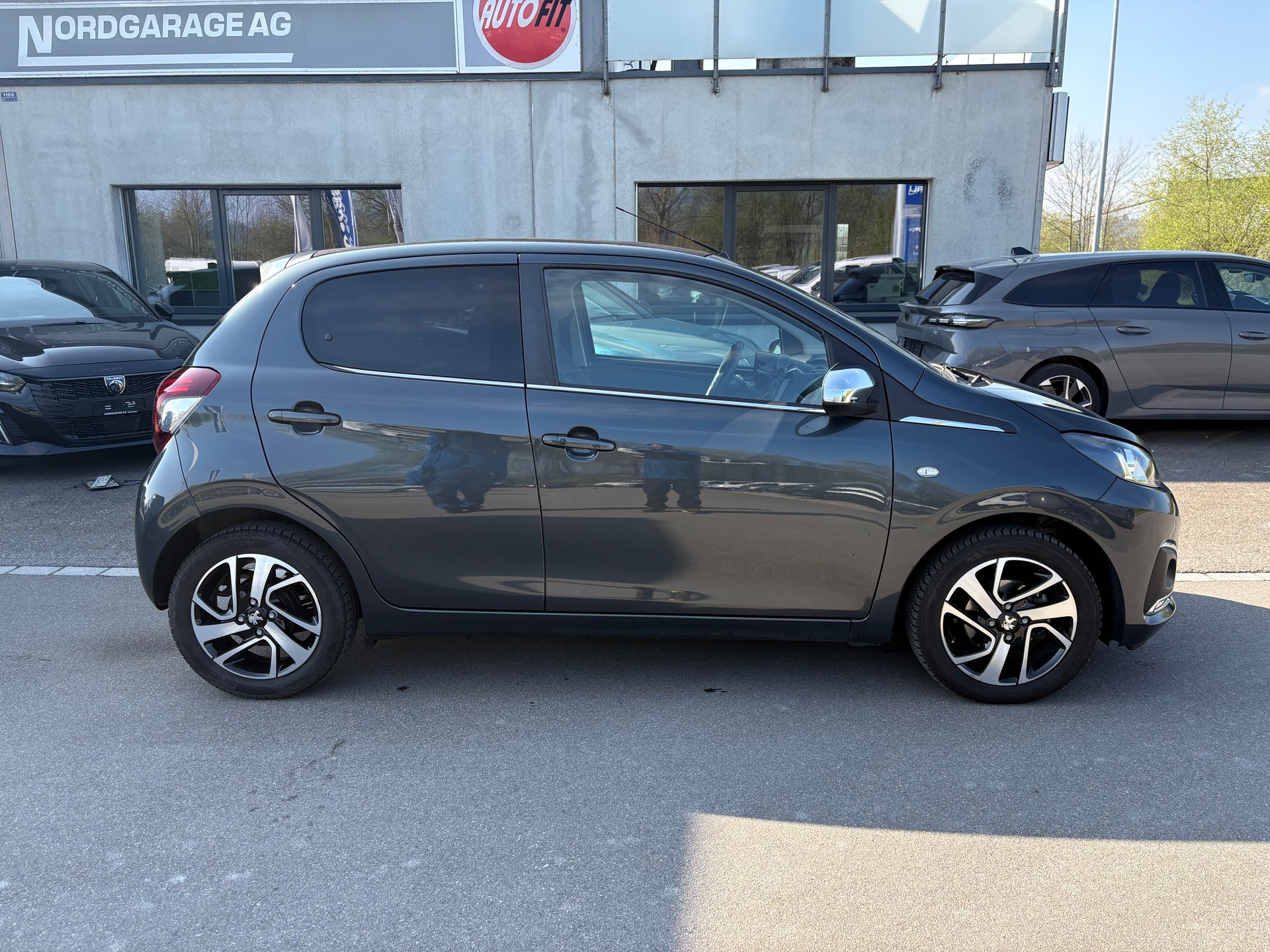 PEUGEOT 108 1.0 VTi Allure Top ETG-image-1