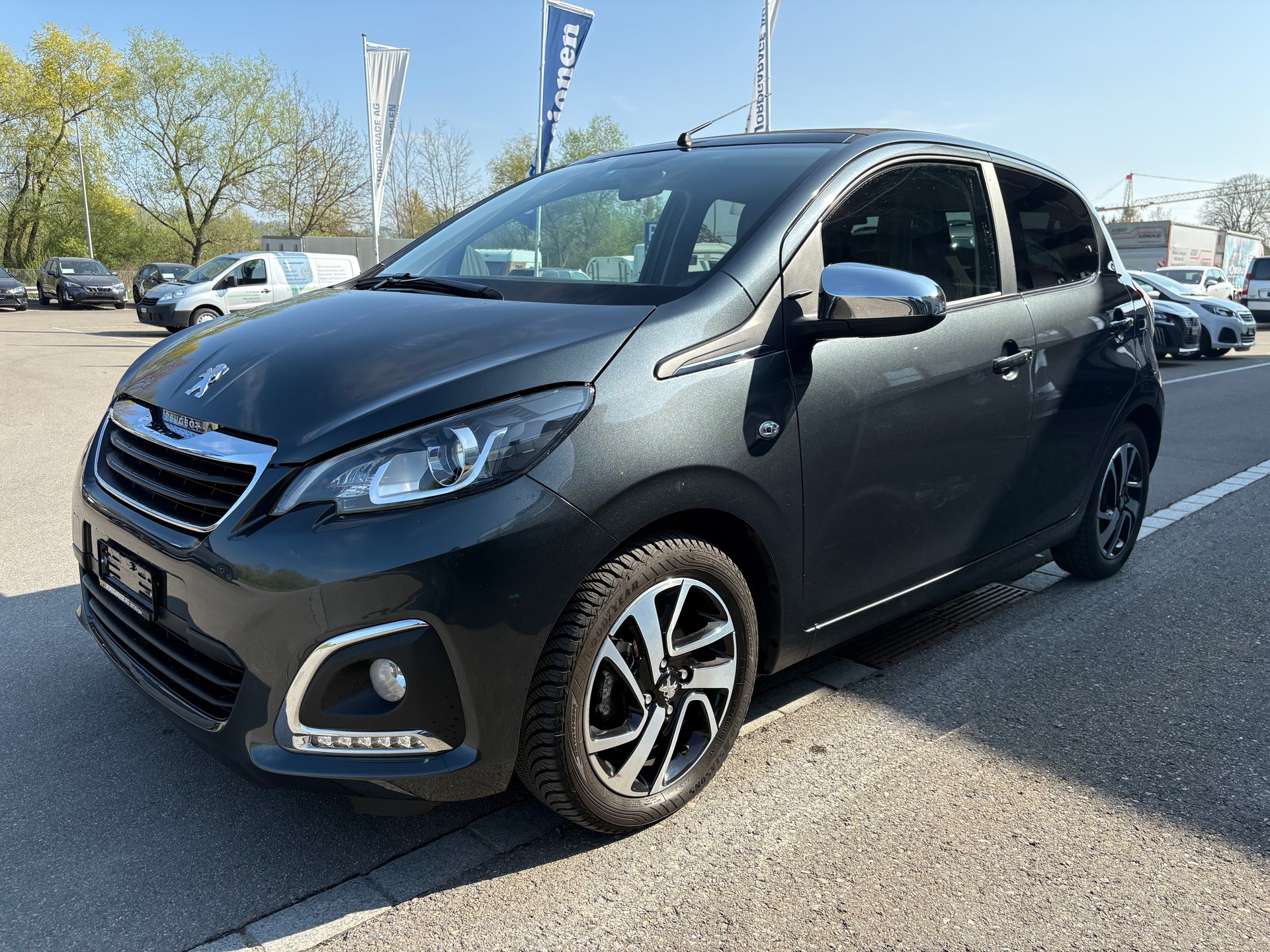 PEUGEOT 108 1.0 VTi Allure Top ETG-image-2