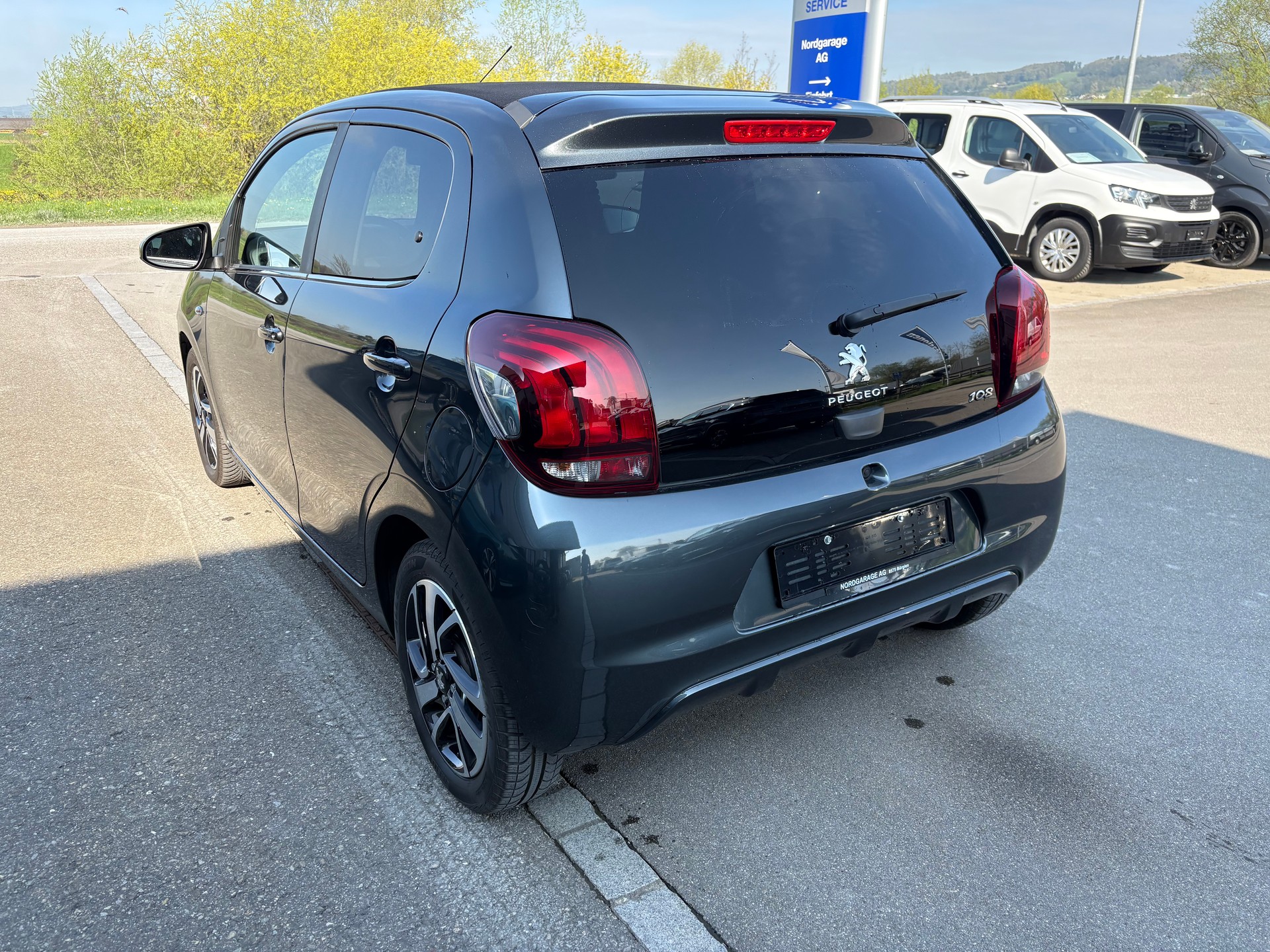 PEUGEOT 108 1.0 VTi Allure Top ETG-image-4