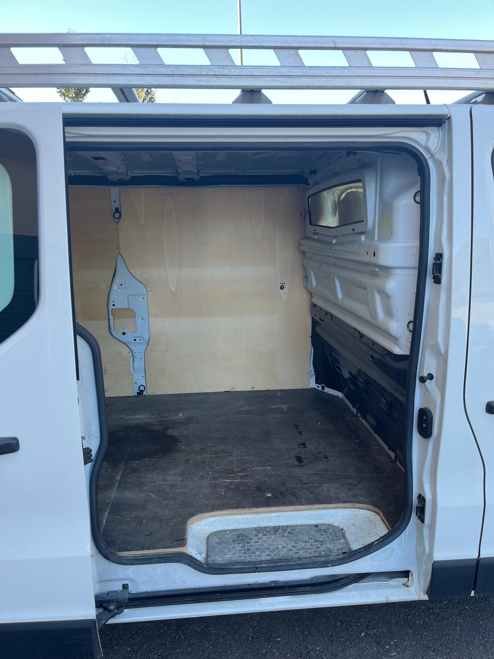 RENAULT Trafic 1.6 dCi 120 2.9t Access L2H1 / Frisch ab MFK & Service / Langversion-image-7
