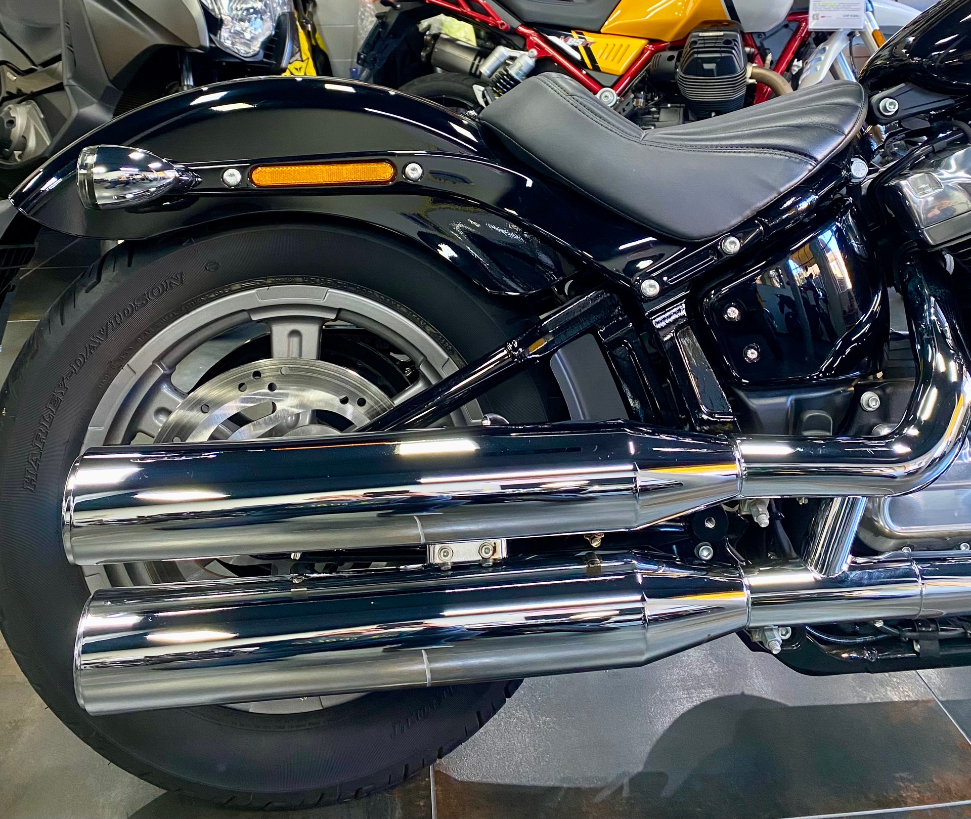 HARLEY-DAVIDSON FXST Softail Standard 107-image-4