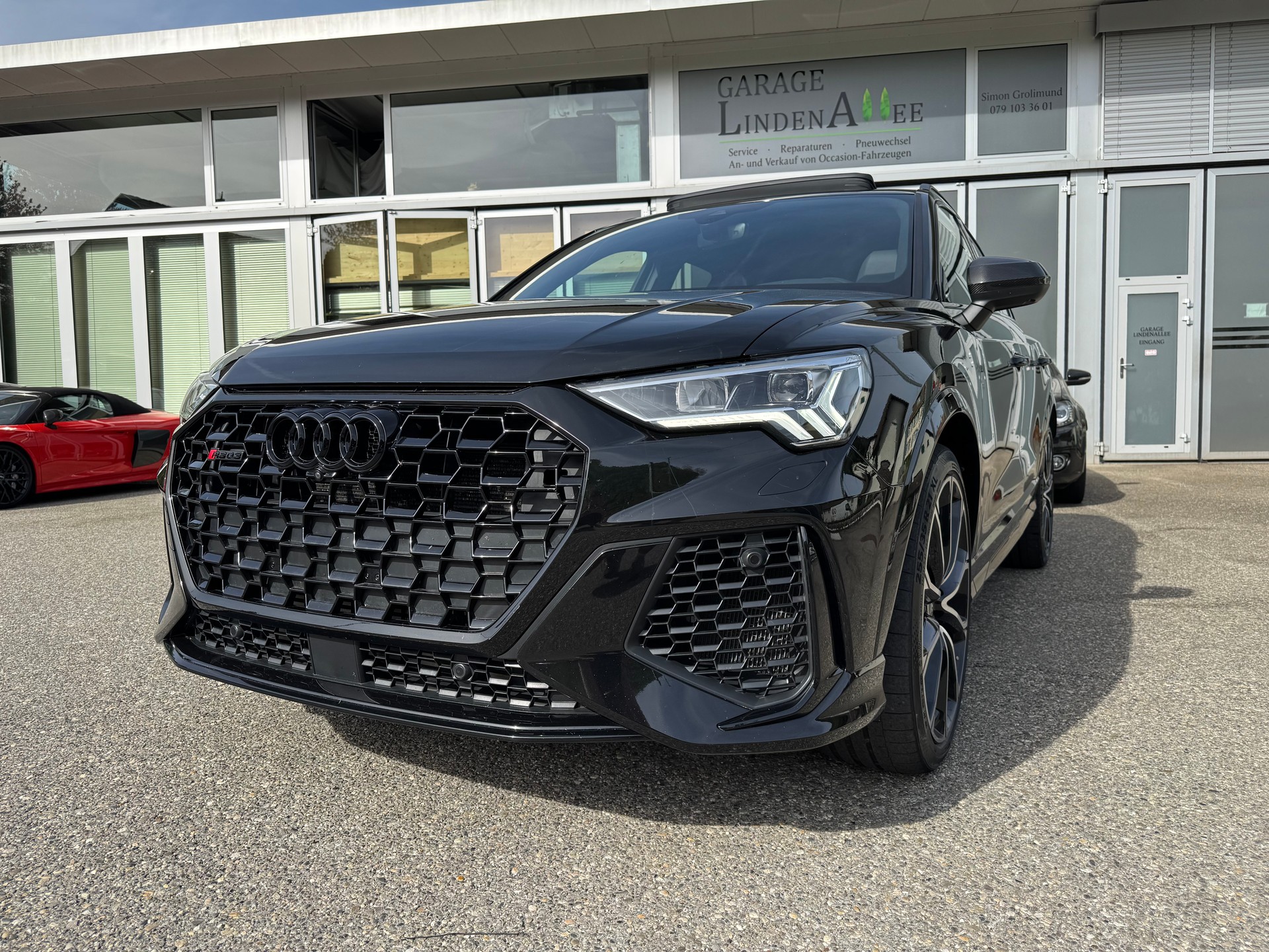 AUDI RS Q3 2.5 TFSI quattro S tronic-image-4