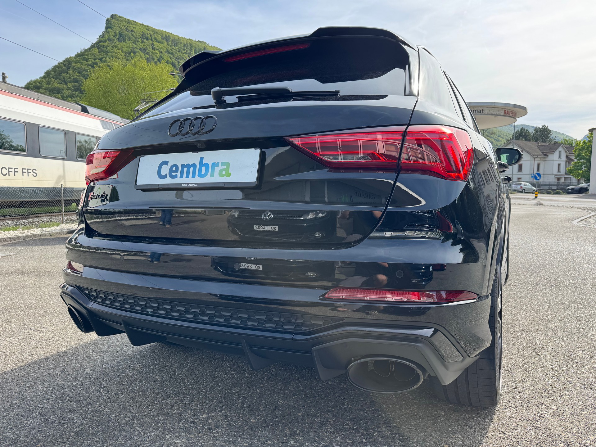 AUDI RS Q3 2.5 TFSI quattro S tronic-image-5